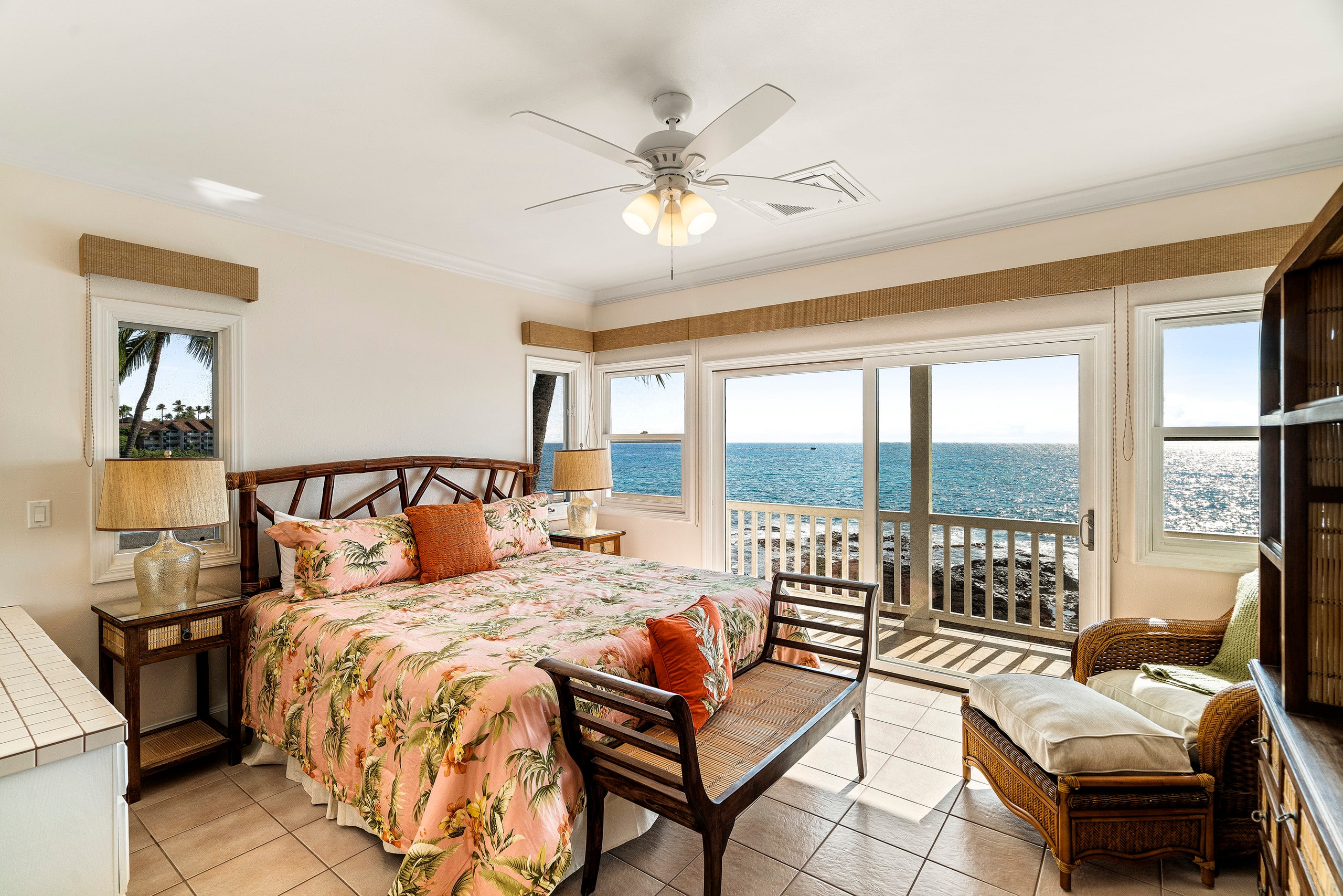 Home in Kailua-Kona · ★4.97 · 5 bedrooms · 9 beds · 6 baths - Image 28