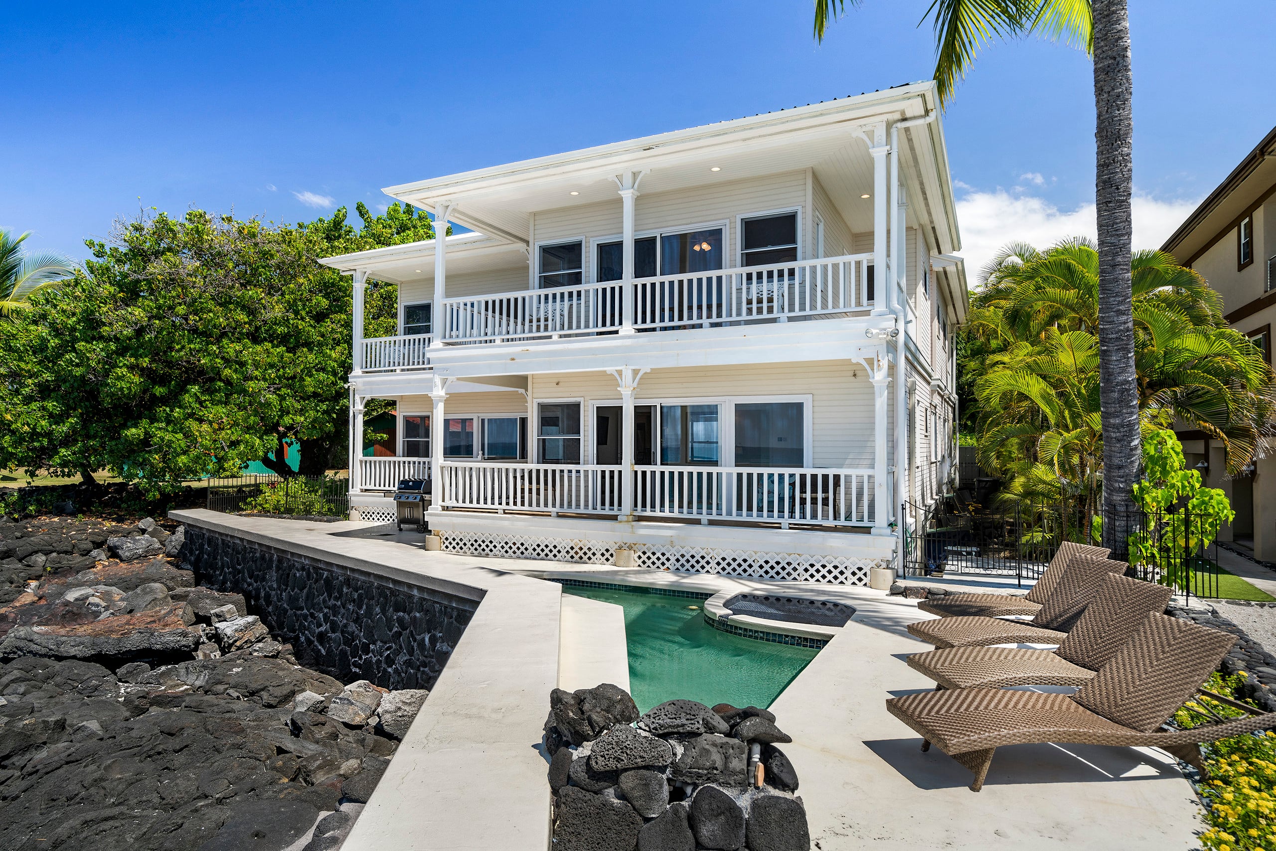 Home in Kailua-Kona · ★4.97 · 5 bedrooms · 9 beds · 6 baths - Image 2