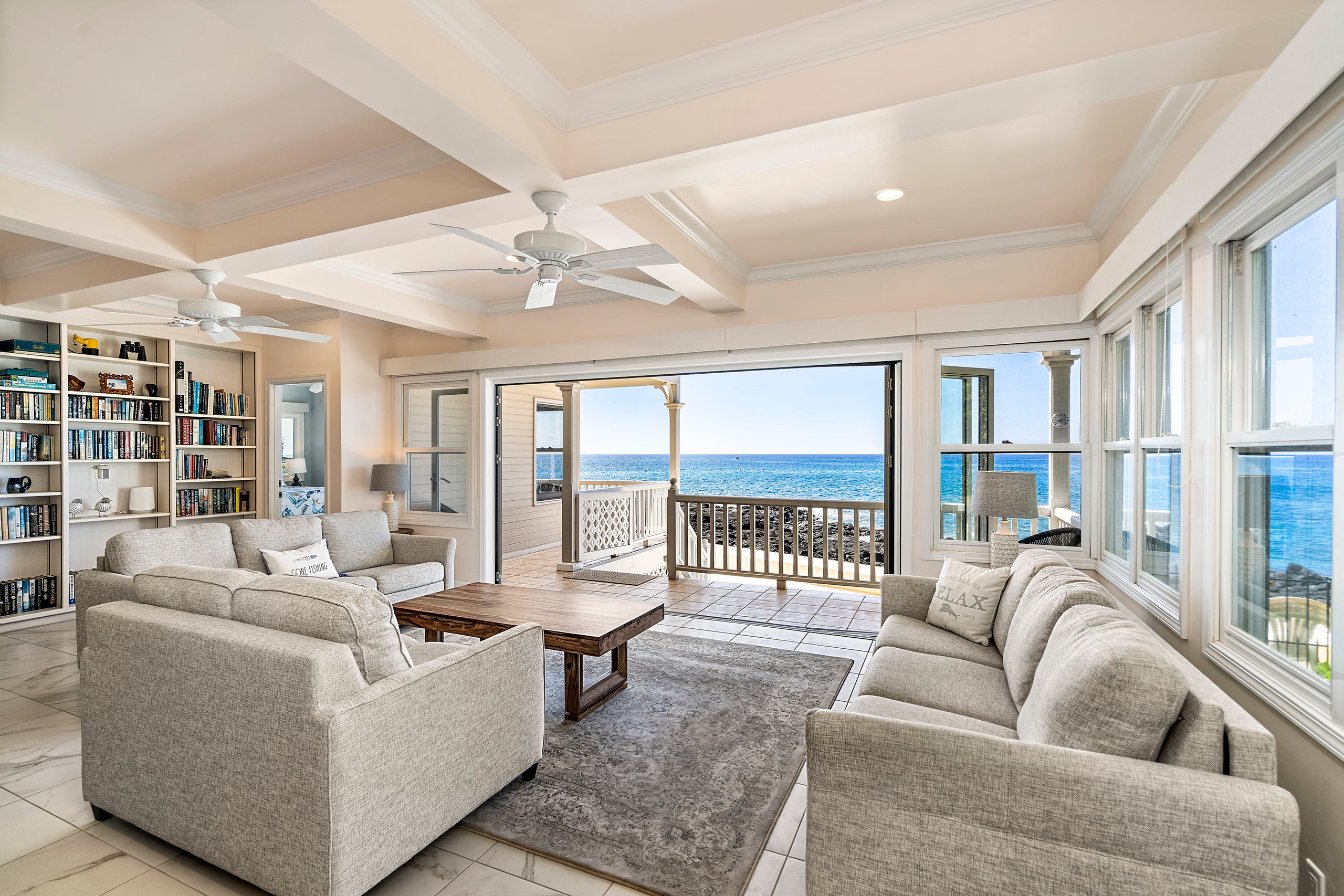 Home in Kailua-Kona · ★4.97 · 5 bedrooms · 9 beds · 6 baths - Image 7