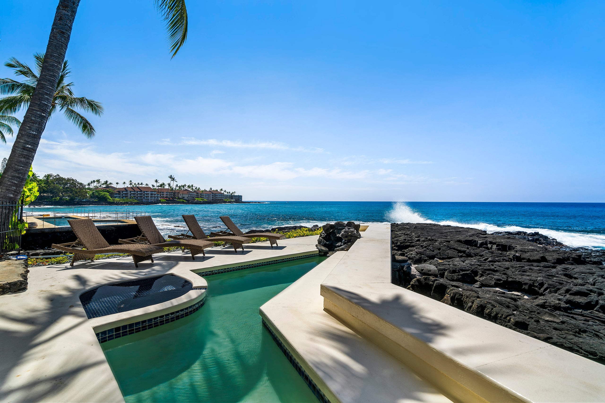 Home in Kailua-Kona · ★4.97 · 5 bedrooms · 9 beds · 6 baths - Image 1
