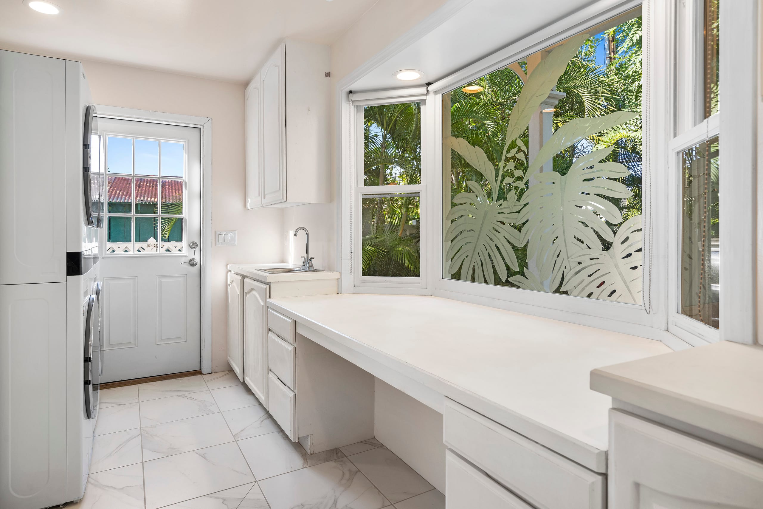 Home in Kailua-Kona · ★4.97 · 5 bedrooms · 9 beds · 6 baths - Image 48