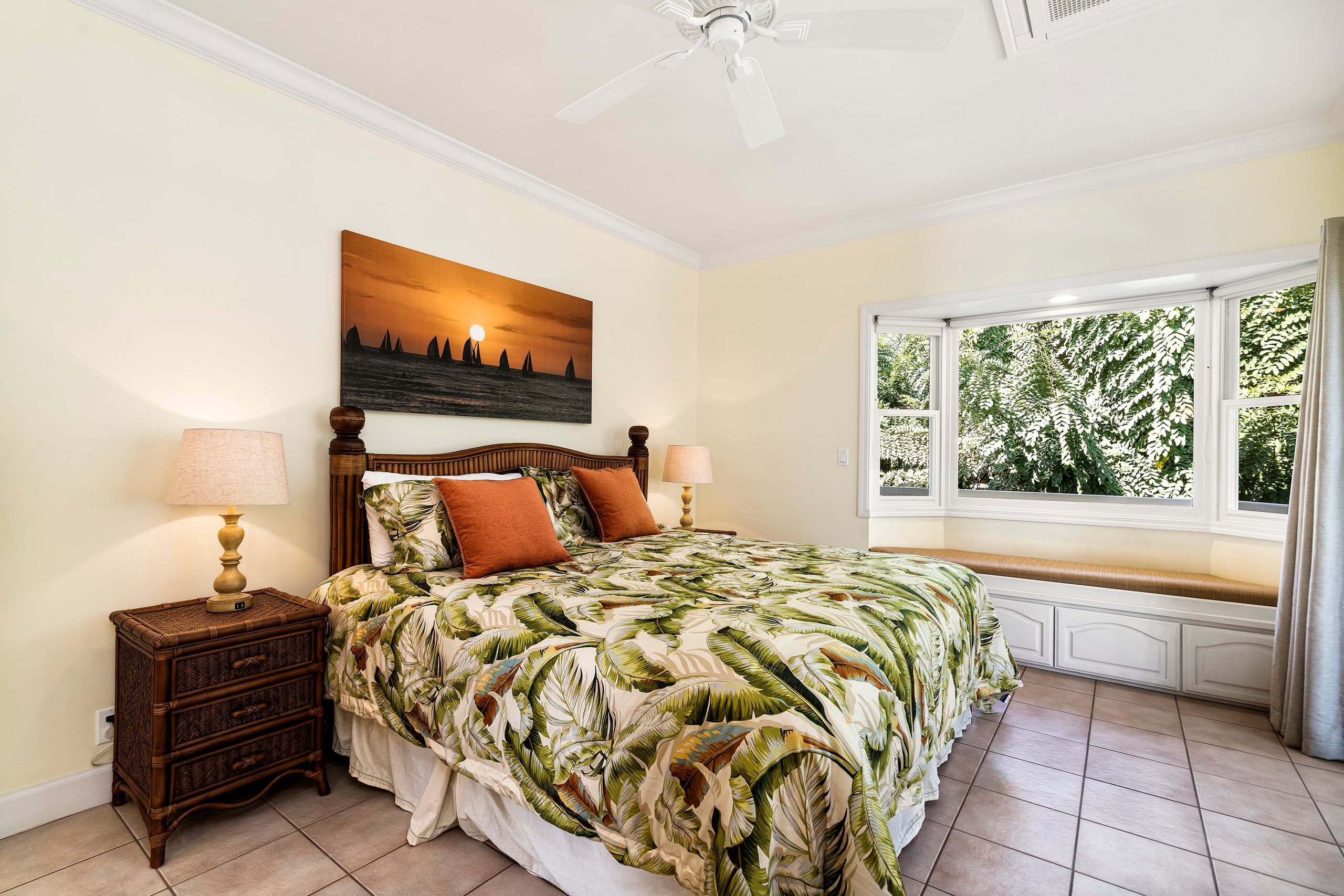 Home in Kailua-Kona · ★4.97 · 5 bedrooms · 9 beds · 6 baths - Image 41