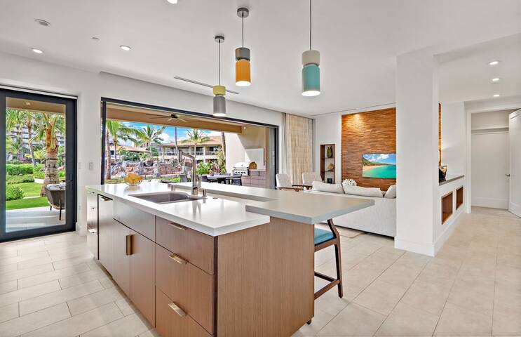 Maui Resort Rentals: Luana Garden Villas 10A gallery image 3