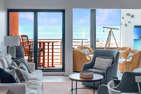 Popular Airbnb listing: Coastal Haven by Gulf and Sound in Pensacola / Ferry Pass / Brent
