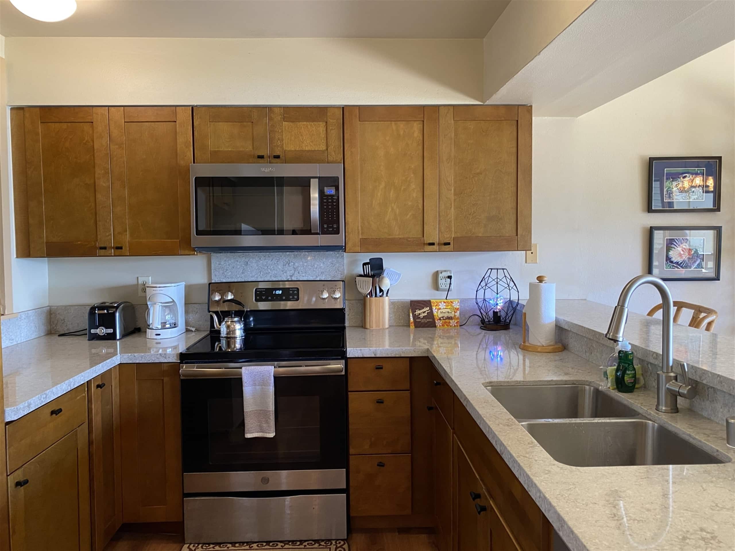 Condo in Kapaa · ★4.8 · 1 bedroom · 2 beds · 1.5 shared baths - Image 6