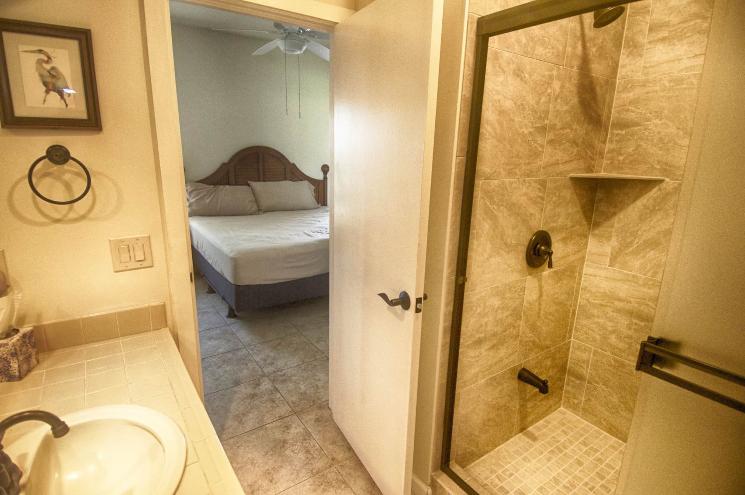 Condo in Kapaa · ★5.0 · 1 bedroom · 2 beds · 1.5 shared baths - Image 12