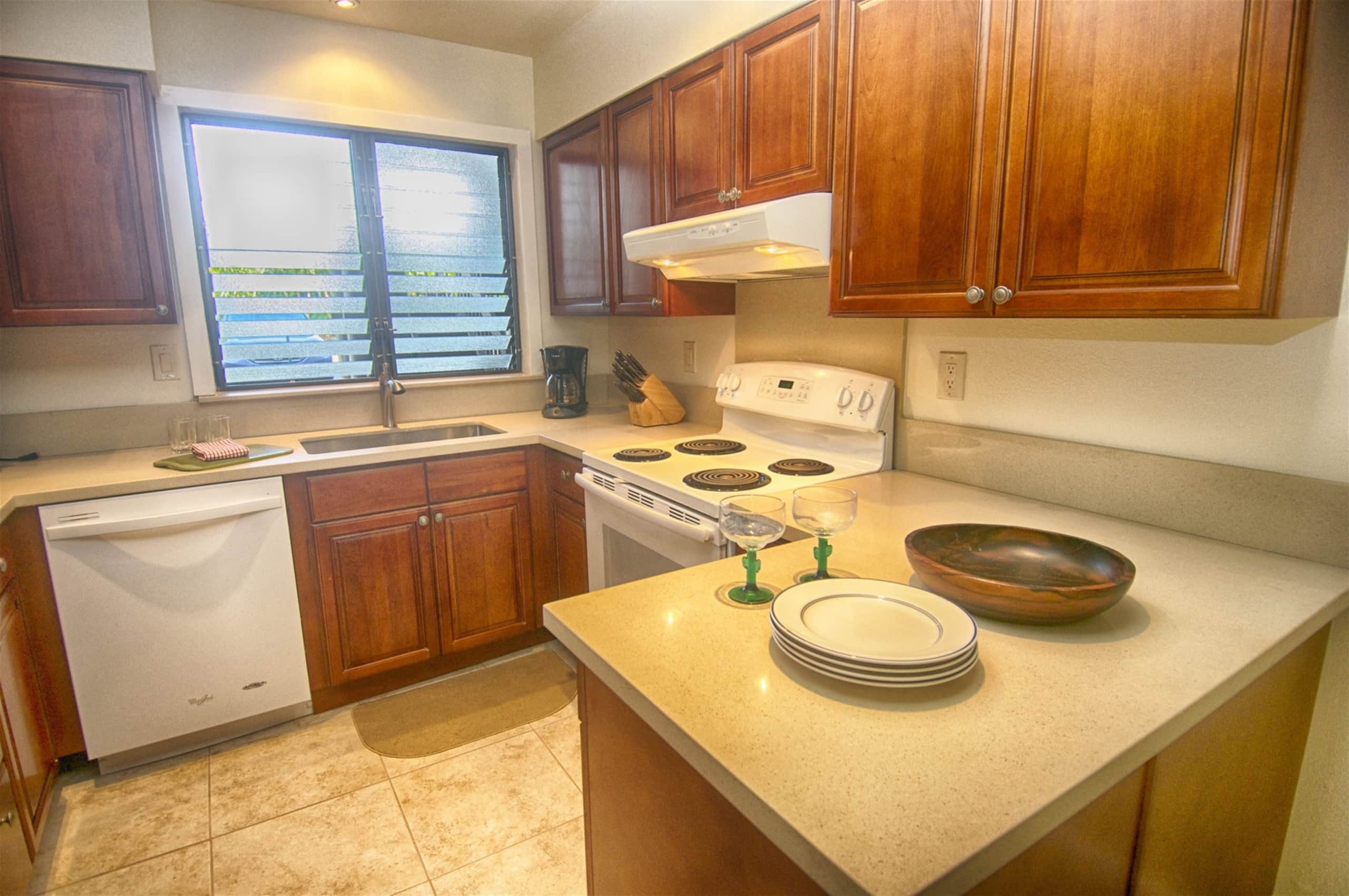 Condo in Kapaa · ★5.0 · 1 bedroom · 2 beds · 1.5 shared baths - Image 6