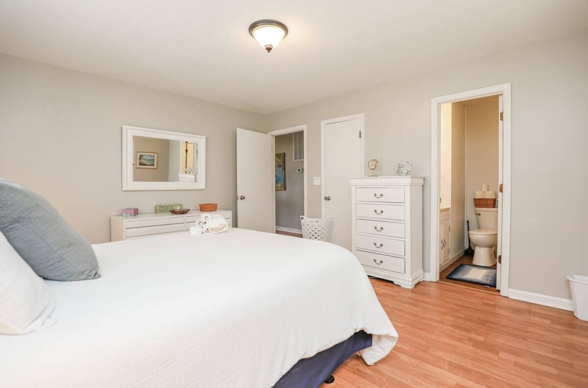 غرفة نوم بحمام