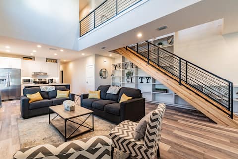 Top Airbnb: Casita on Fifth – Roosted Suite | 3BR Near 7th Ave in Historic Ybor