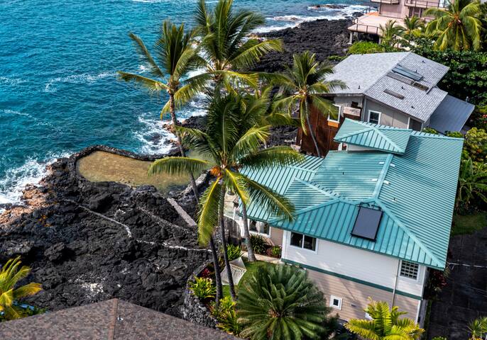 Amazing Oceanfront 4 Bedroom Home on Alii Drive! gallery image 4