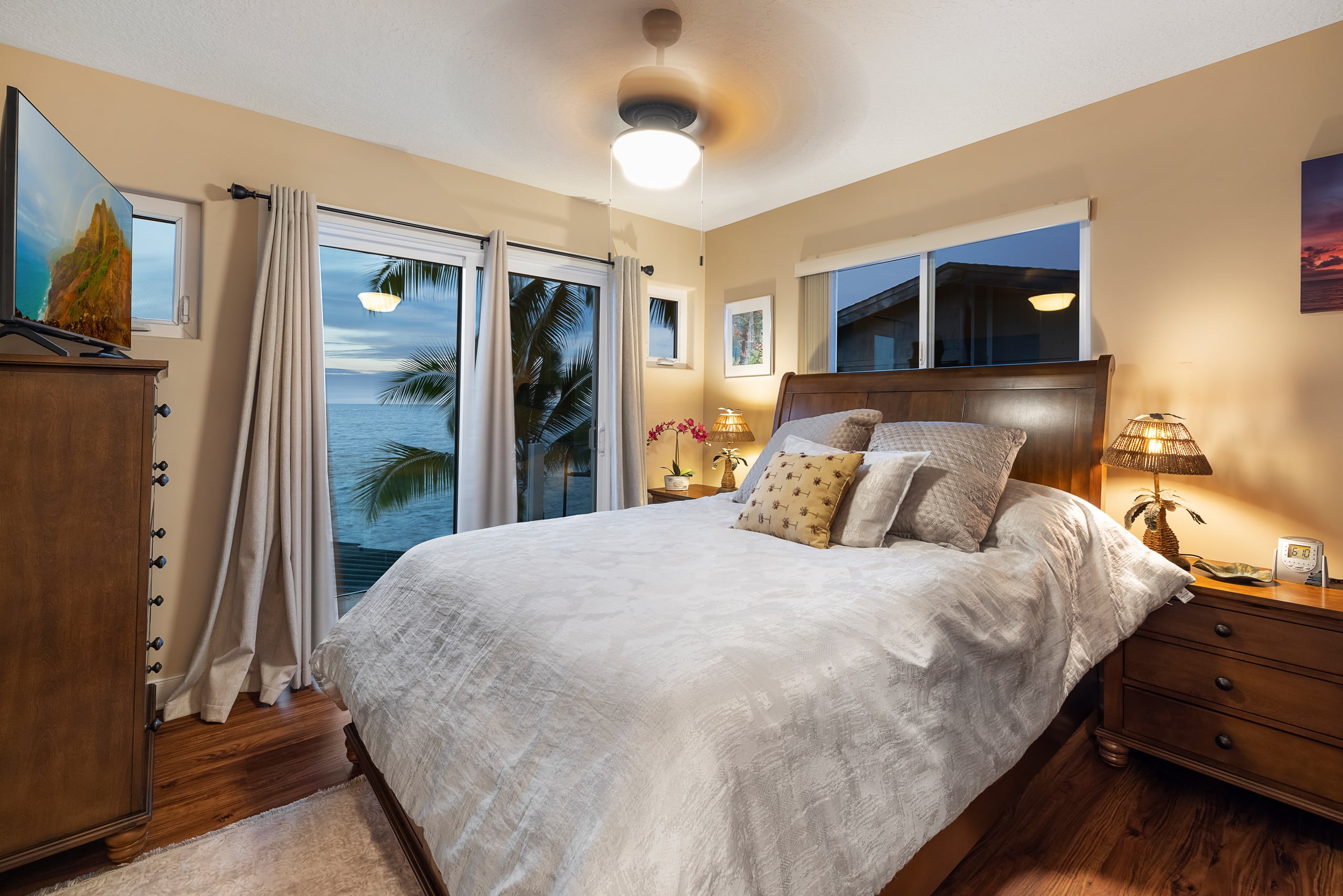Home in Kailua-Kona · ★5.0 · 4 bedrooms · 5 beds · 3 baths - Image 25