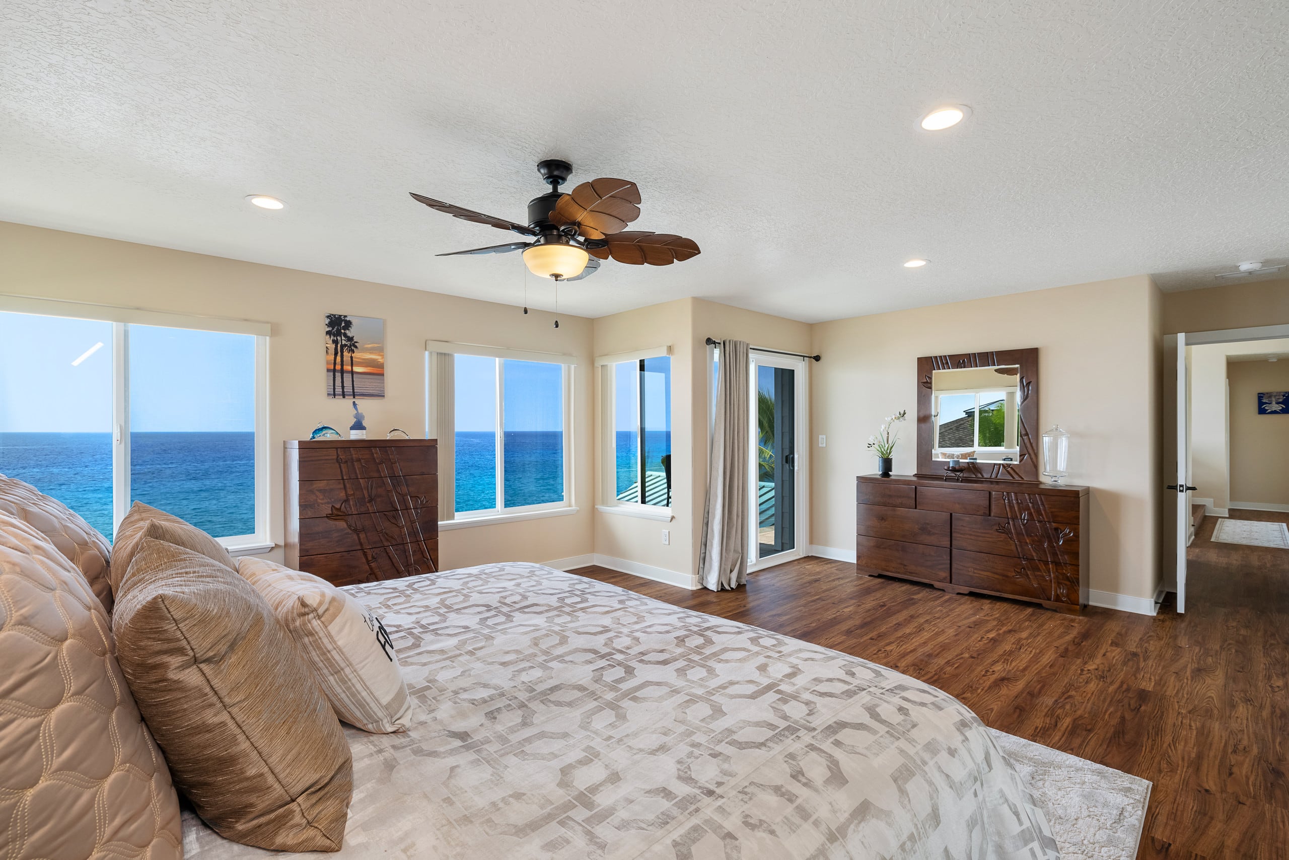 Home in Kailua-Kona · ★5.0 · 4 bedrooms · 5 beds · 3 baths - Image 18