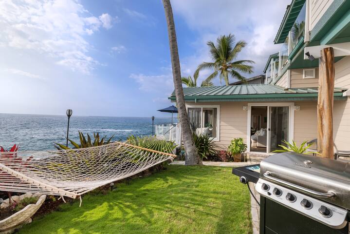 Amazing Oceanfront 4 Bedroom Home on Alii Drive! gallery image 3