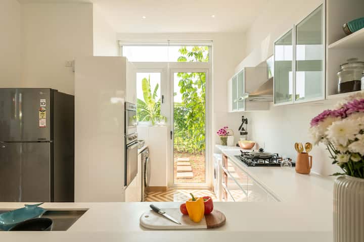 Fully equipped kitchen