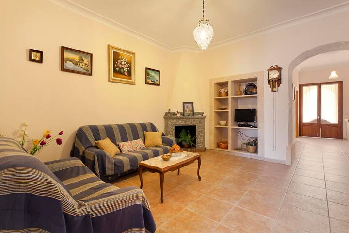 Sa Raval gallery image 3