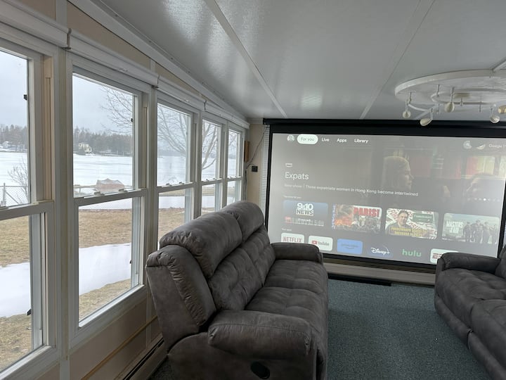 Grand Point Peninsula Lake House - Presque Isle, MI
