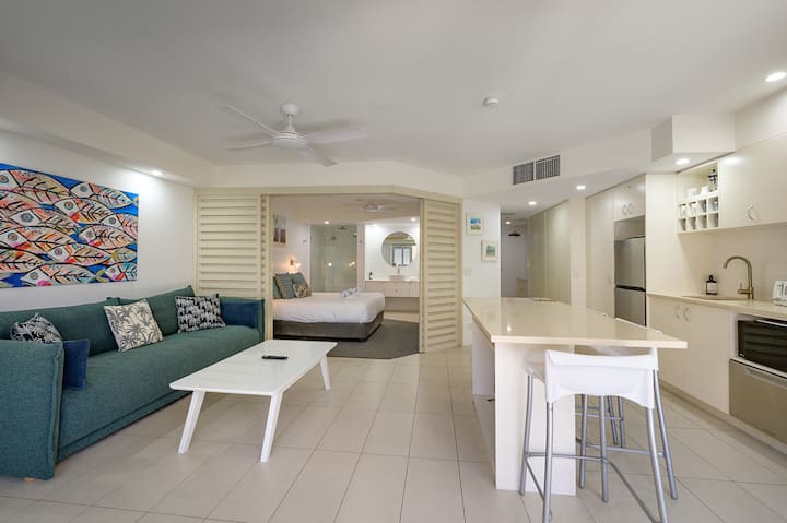 Hastings Street Oasis! Sun, Beach & Dining - Noosa Heads