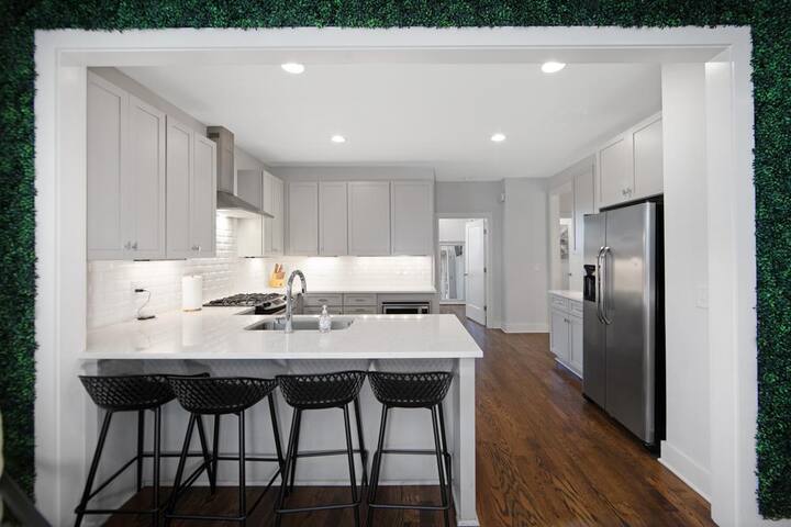 The Hub on 12th – Downtown Nashville! gallery image 4