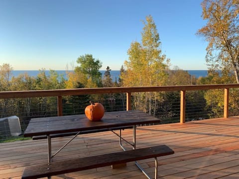 Lake View, Outdoor Pizza Oven, Deck Dome, Spacious