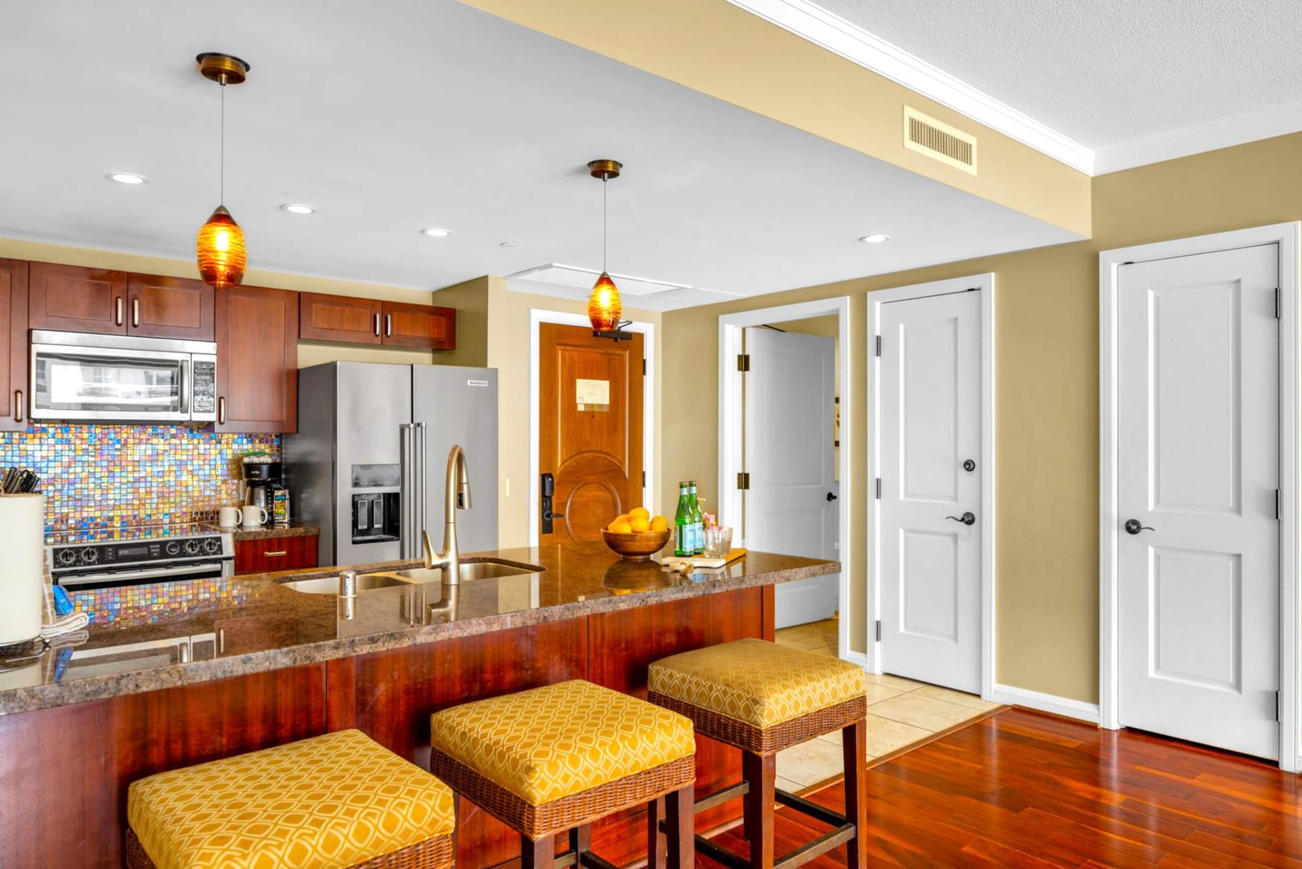 Condo in Lahaina · ★4.91 · 2 bedrooms · 4 beds · 2 baths - Image 22