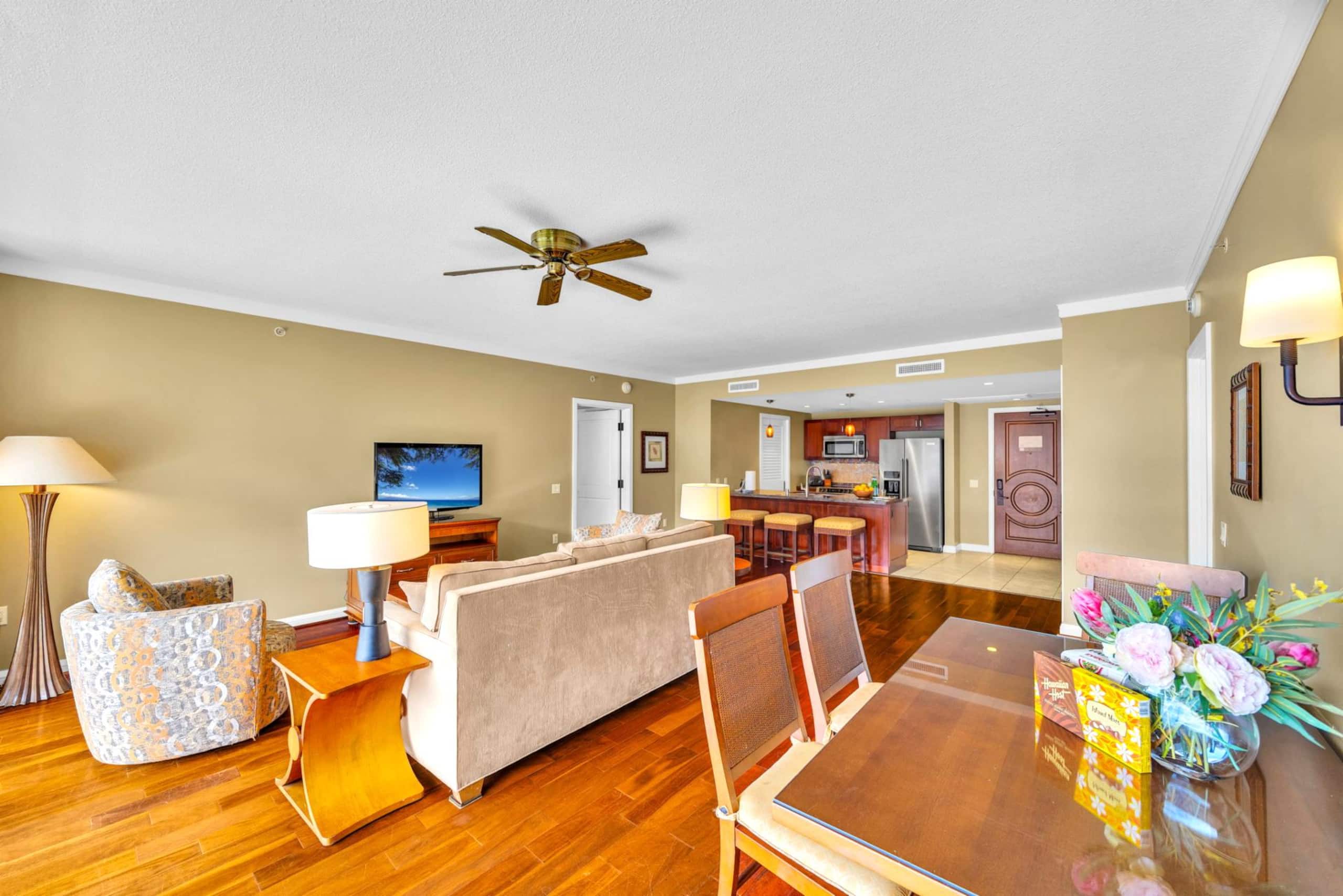 Condo in Lahaina · ★4.91 · 2 bedrooms · 4 beds · 2 baths - Image 15