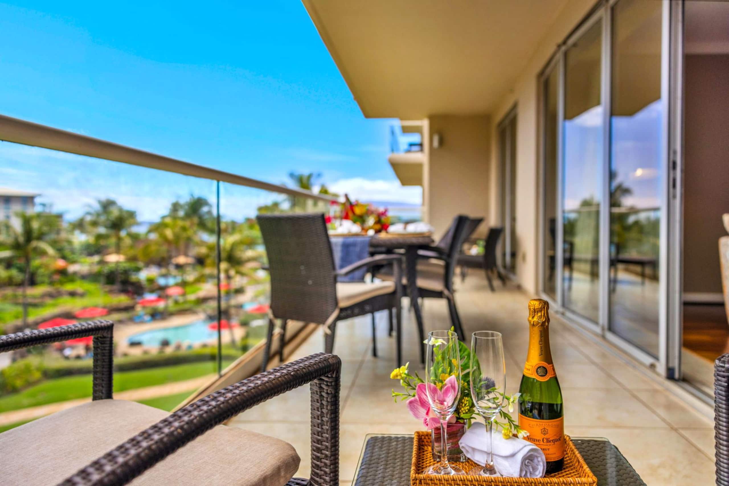 Condo in Lahaina · ★4.91 · 2 bedrooms · 4 beds · 2 baths - Image 9