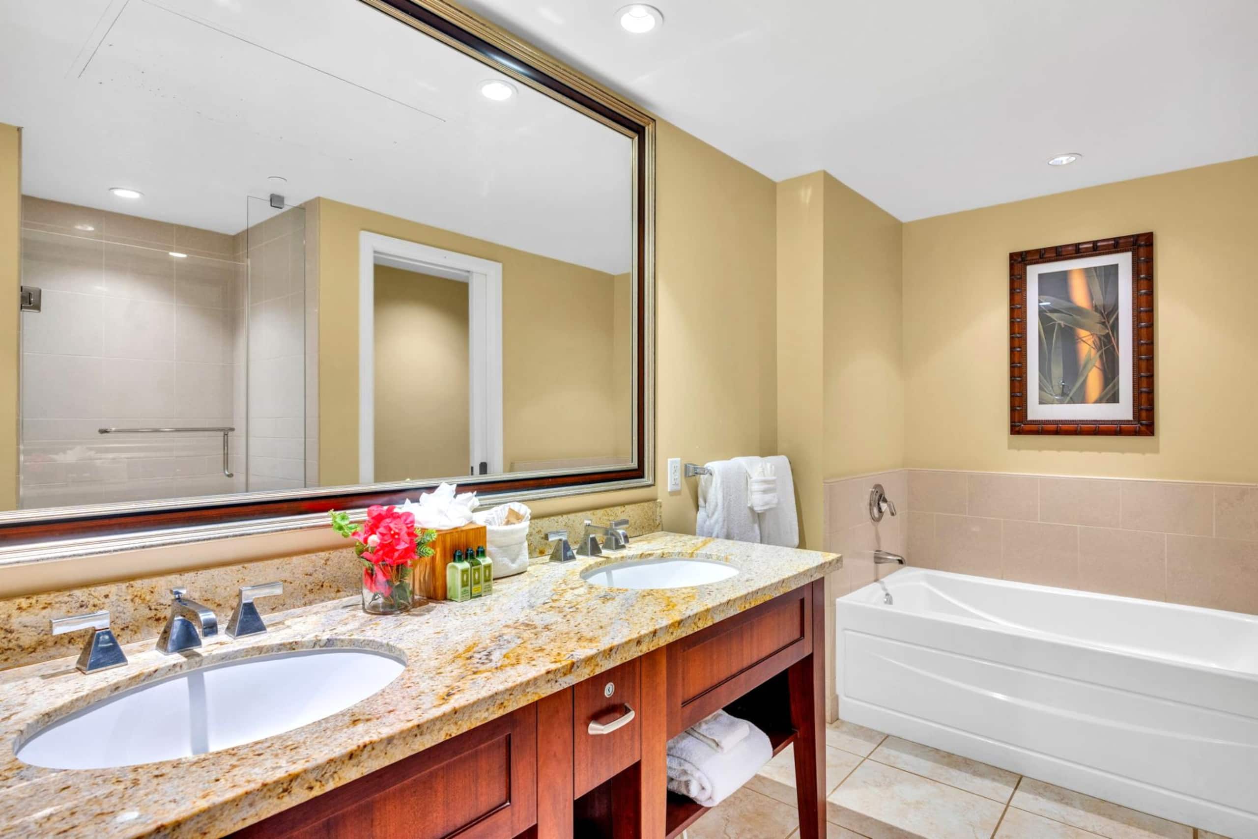 Condo in Lahaina · ★4.91 · 2 bedrooms · 4 beds · 2 baths - Image 30