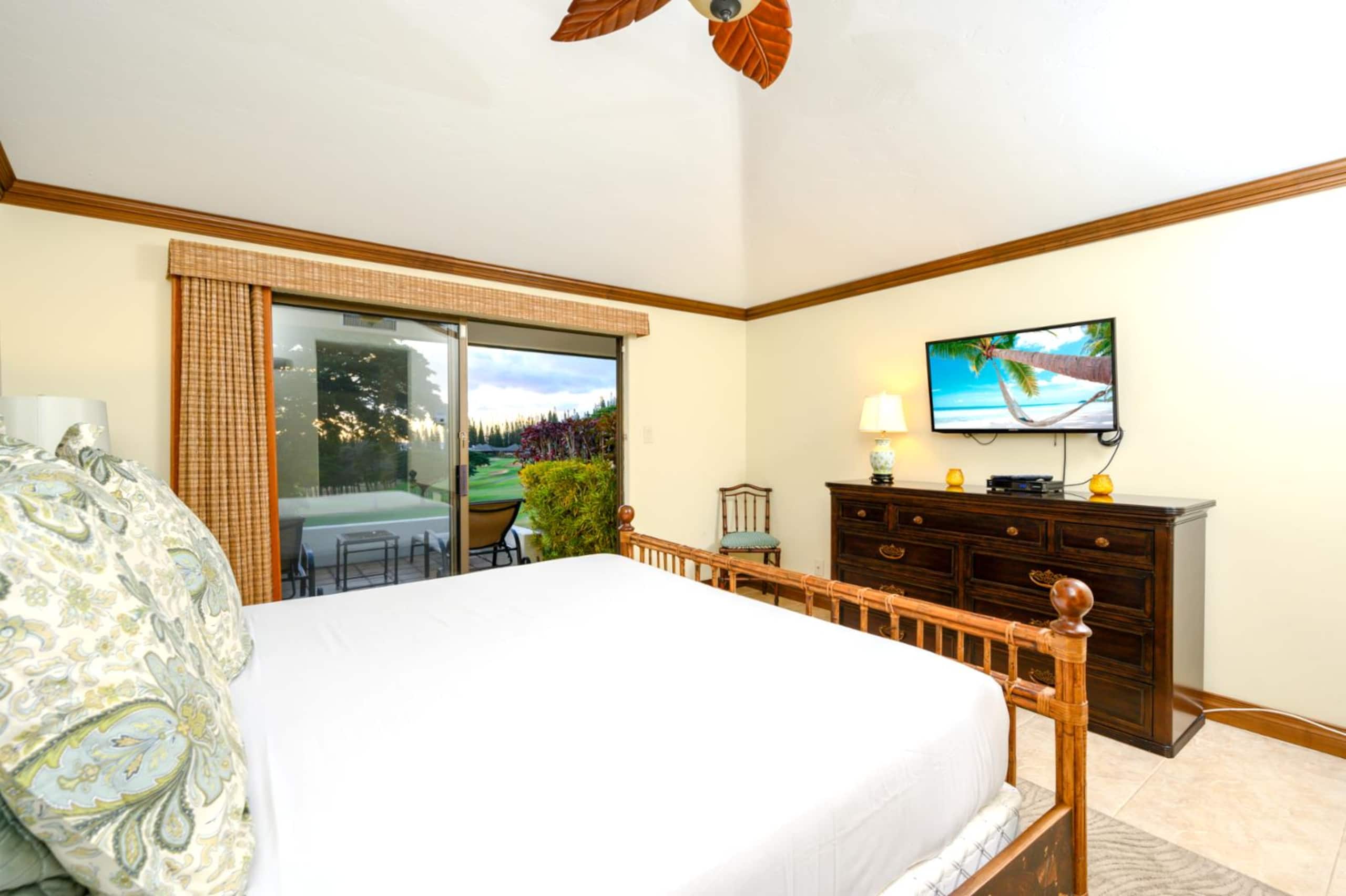 Condo in Lahaina · ★5.0 · 2 bedrooms · 2 beds · 2 baths - Image 40