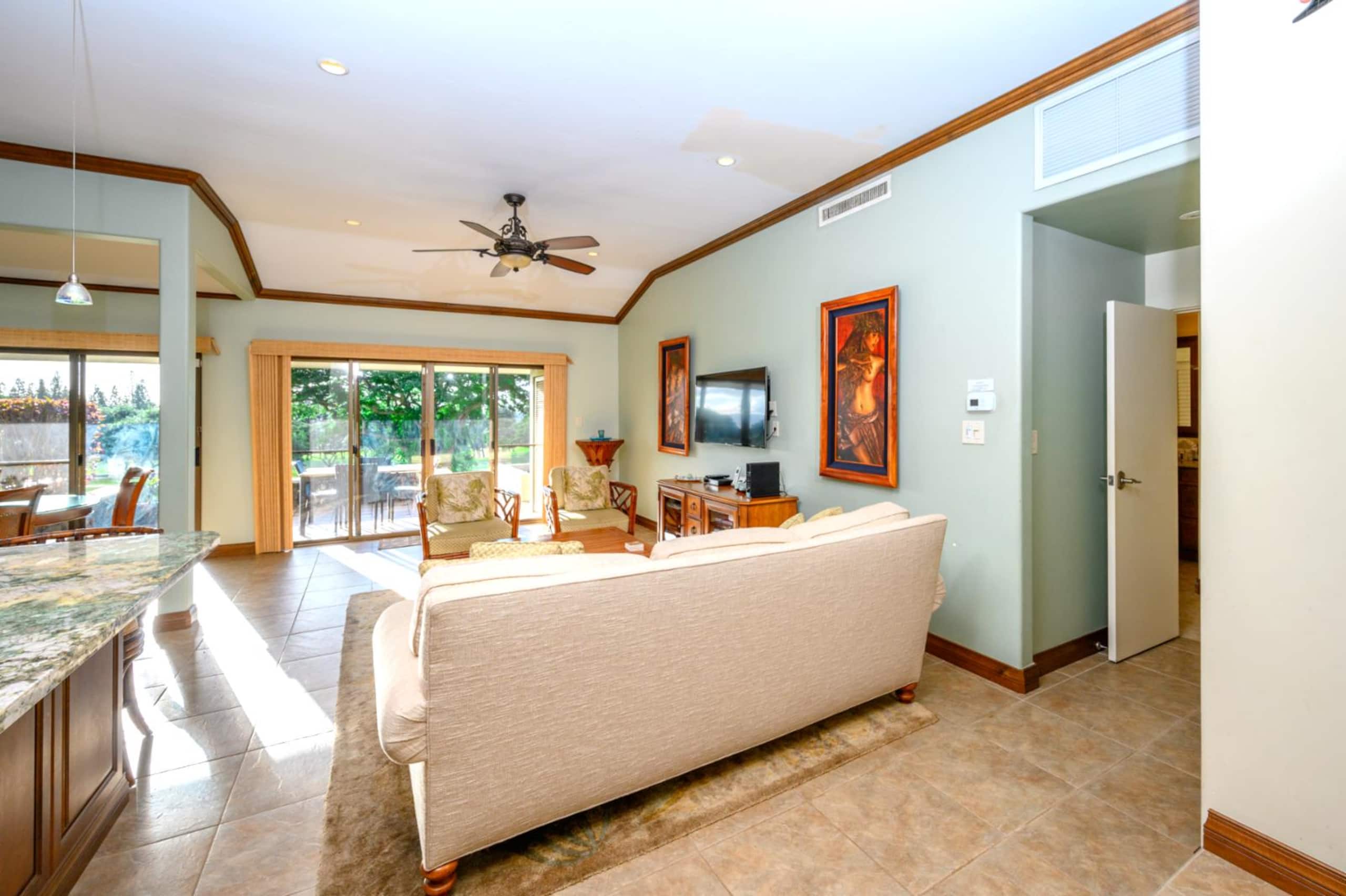 Condo in Lahaina · ★5.0 · 2 bedrooms · 2 beds · 2 baths - Image 4