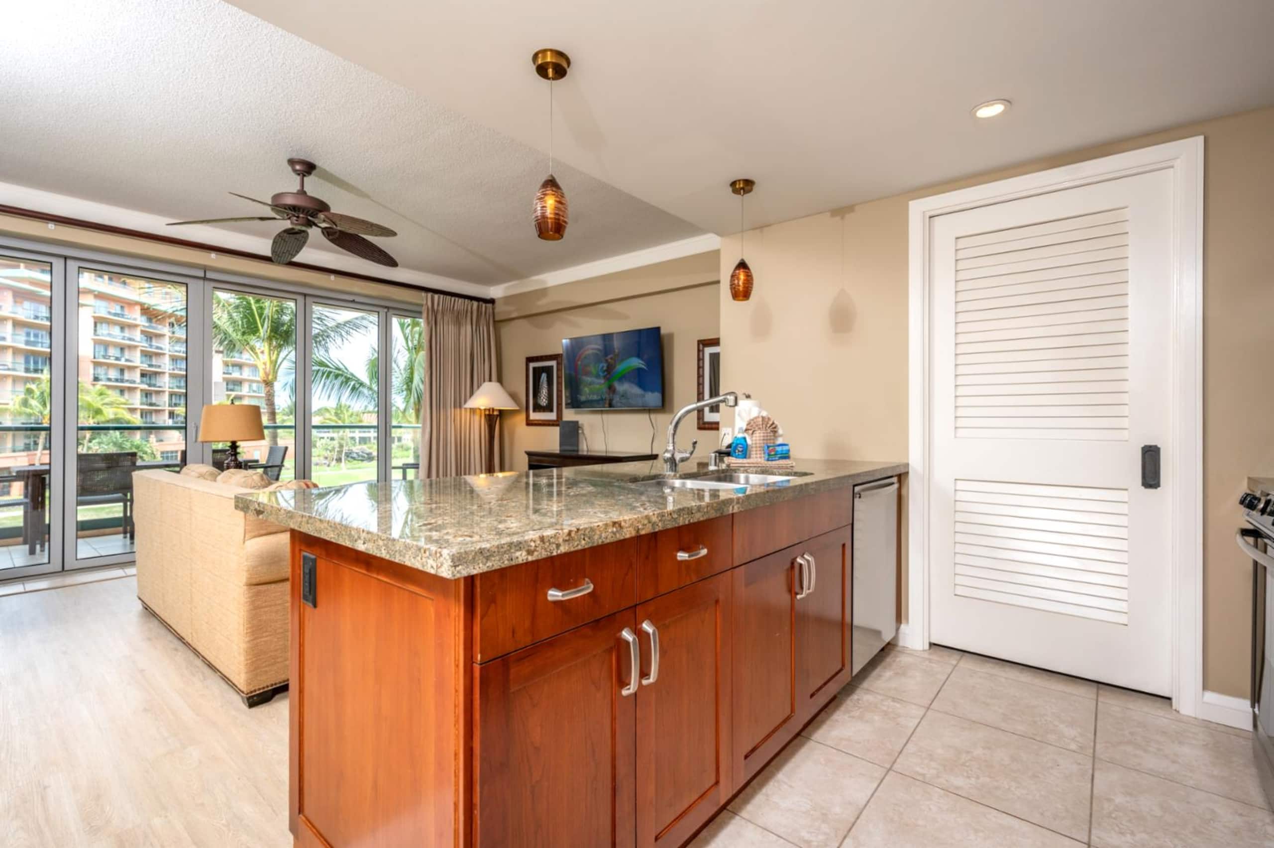 Condo in Lahaina · ★4.9 · 1 bedroom · 2 beds · 1 bath - Image 19