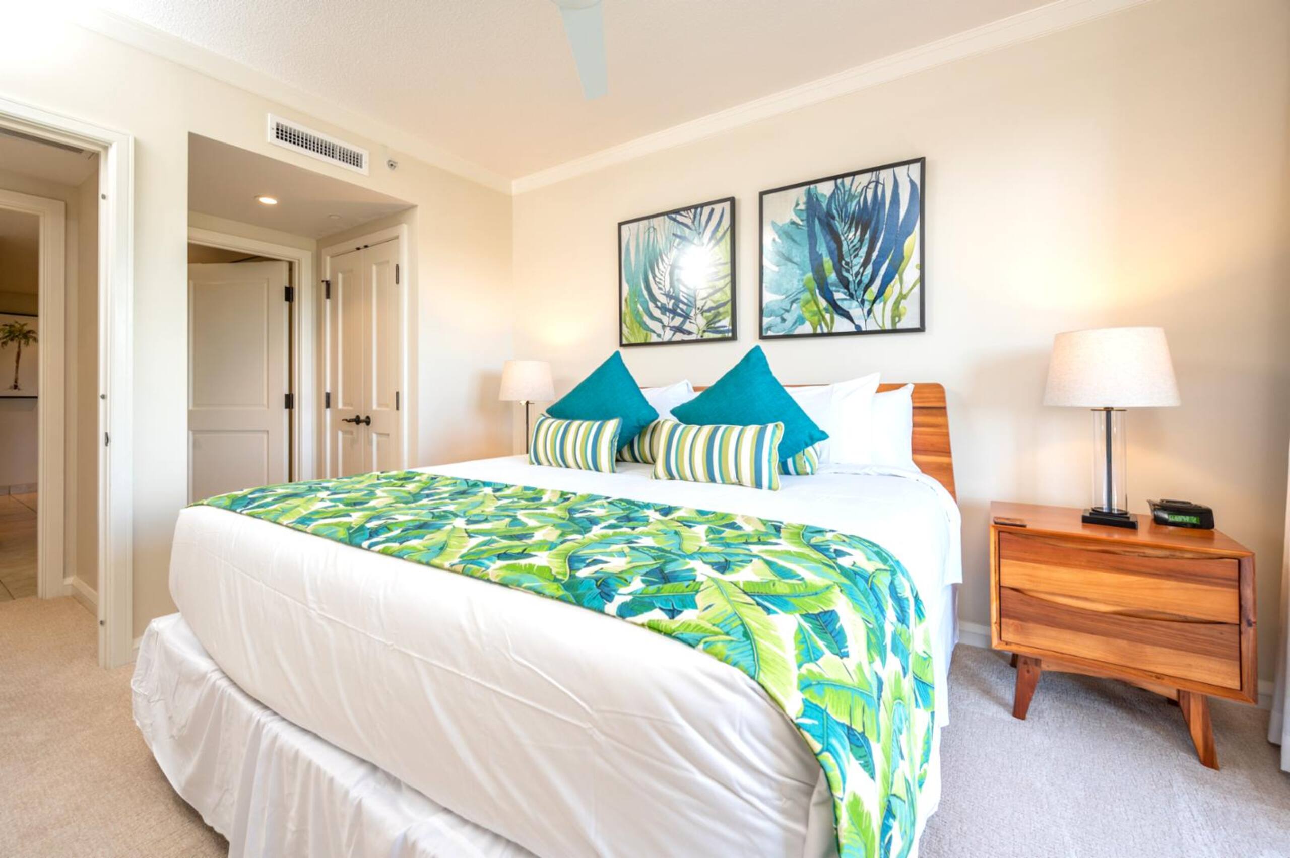 Condo in Lahaina · ★5.0 · 2 bedrooms · 3 beds · 2 baths - Image 24