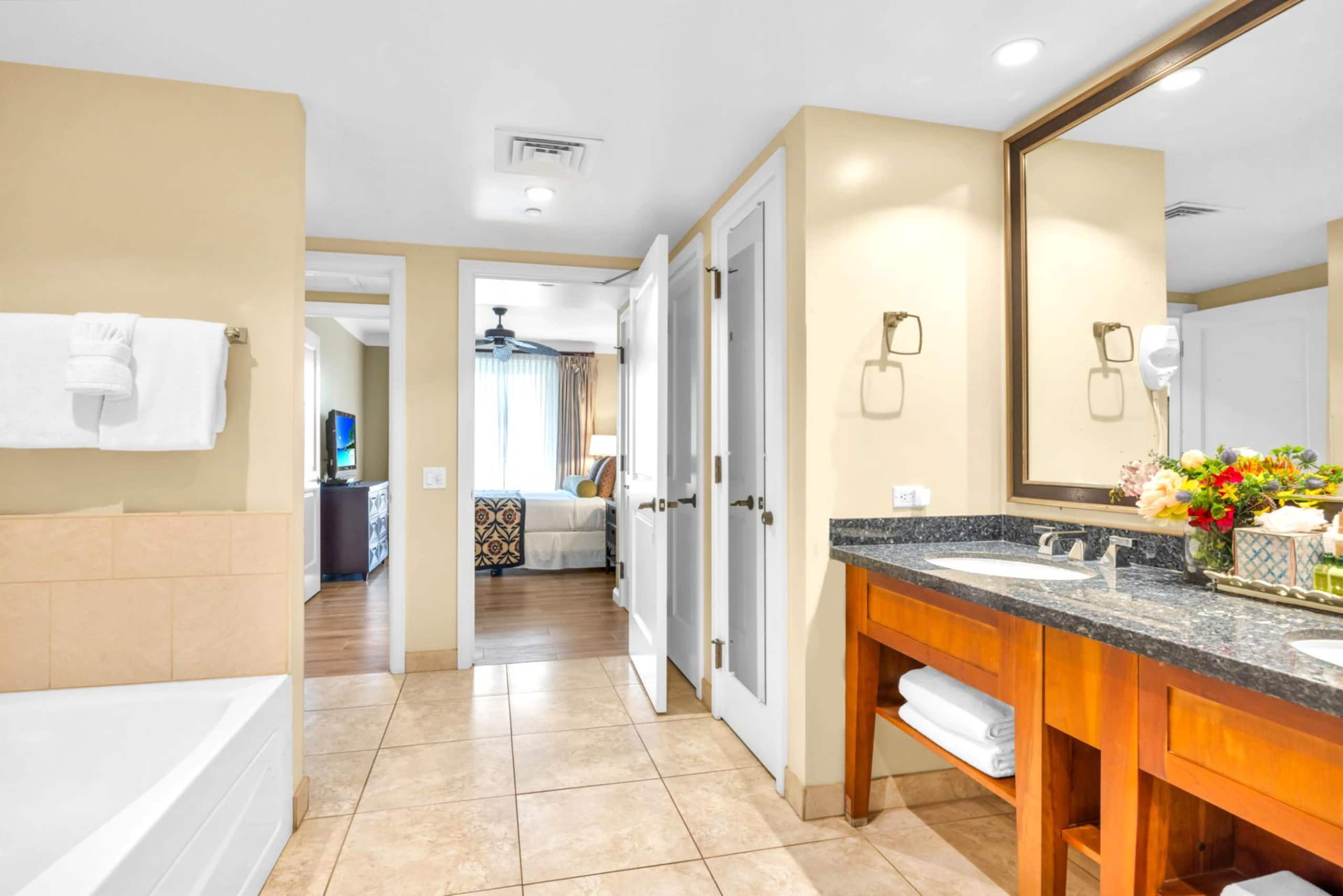 Condo in Lahaina · ★4.8 · 2 bedrooms · 3 beds · 1 bath - Image 34