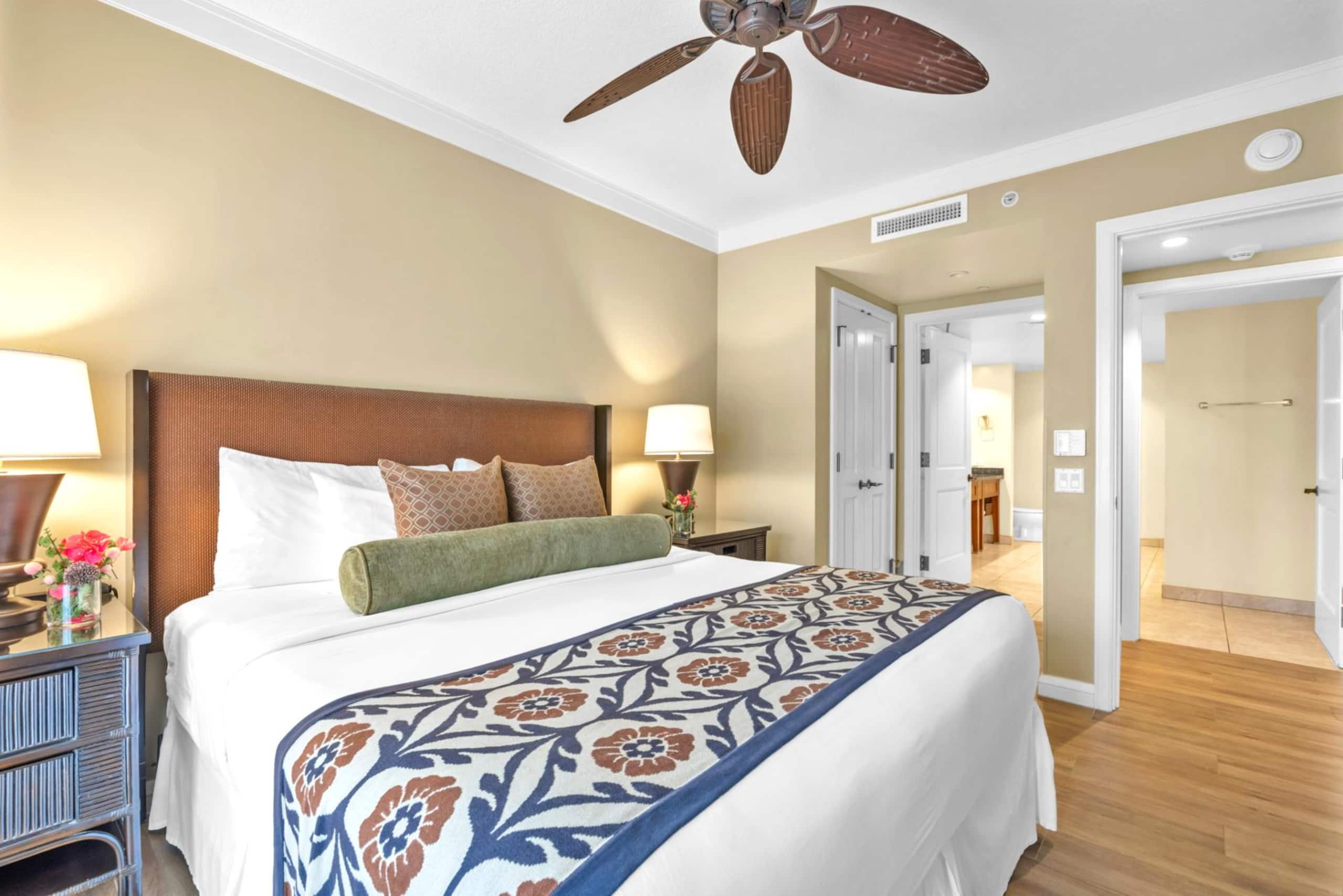 Condo in Lahaina · ★4.8 · 2 bedrooms · 3 beds · 1 bath - Image 30