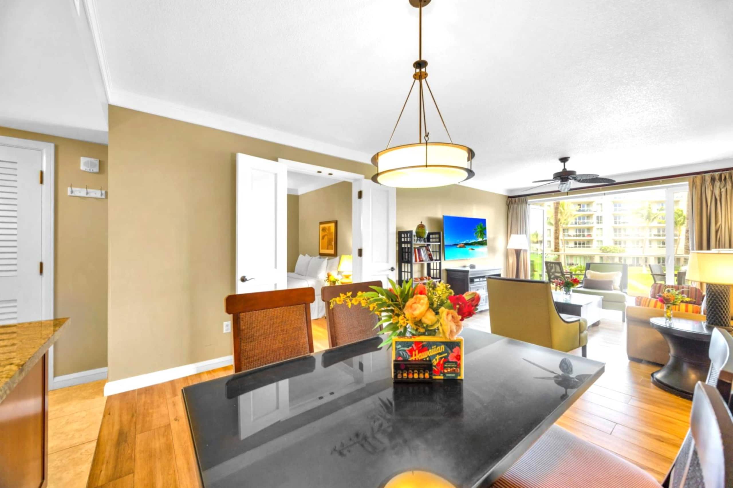 Condo in Lahaina · ★4.8 · 2 bedrooms · 3 beds · 1 bath - Image 24
