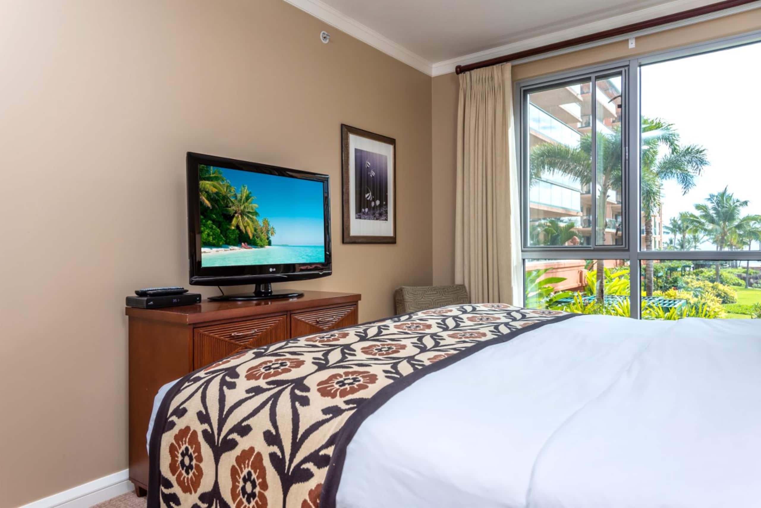 Condo in Lahaina · ★4.88 · 2 bedrooms · 3 beds · 2 baths - Image 32