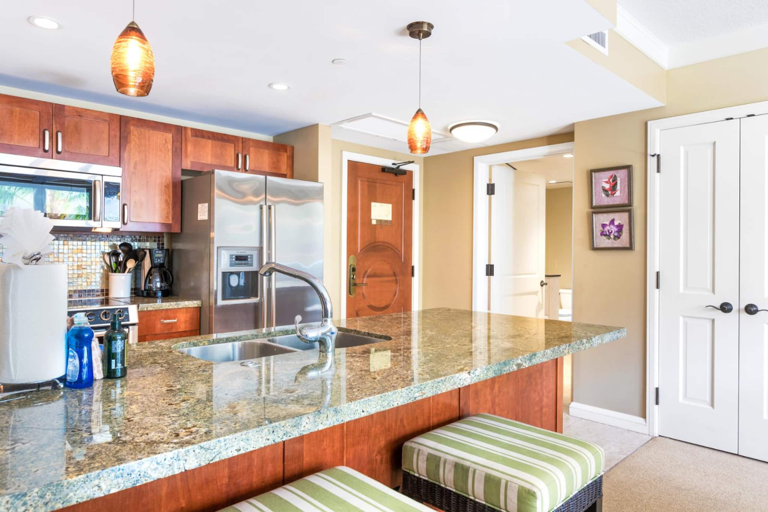Condo in Lahaina · ★5.0 · 1 bedroom · 2 beds · 1 bath - Image 18