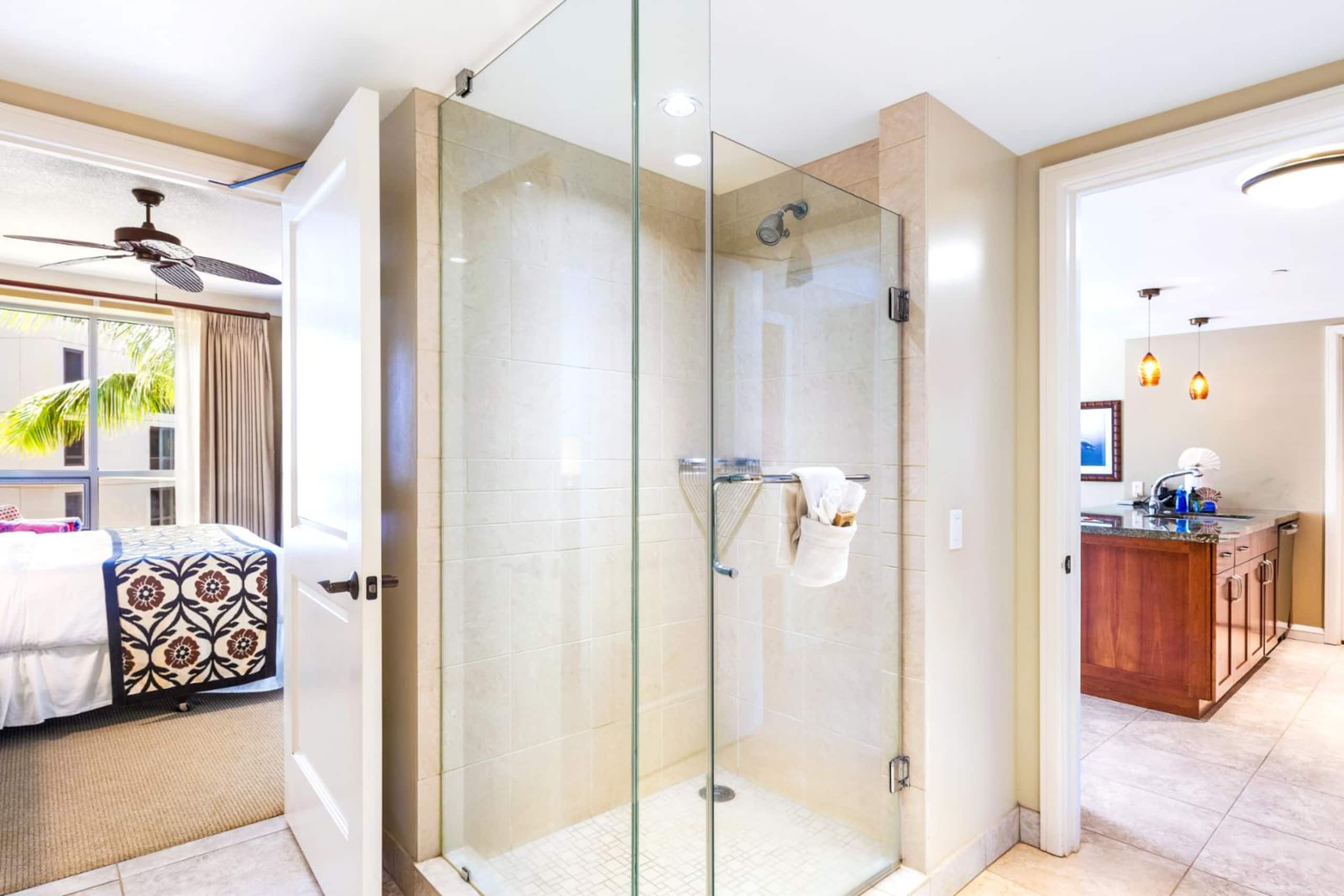 Condo in Lahaina · ★5.0 · 1 bedroom · 2 beds · 1 bath - Image 26