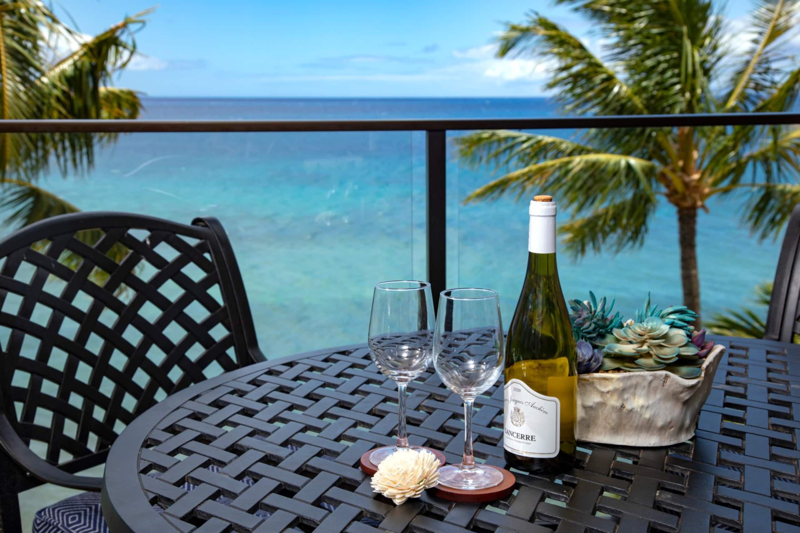 Condo in Lahaina · ★4.86 · 2 bedrooms · 3 beds · 2 baths - Image 17