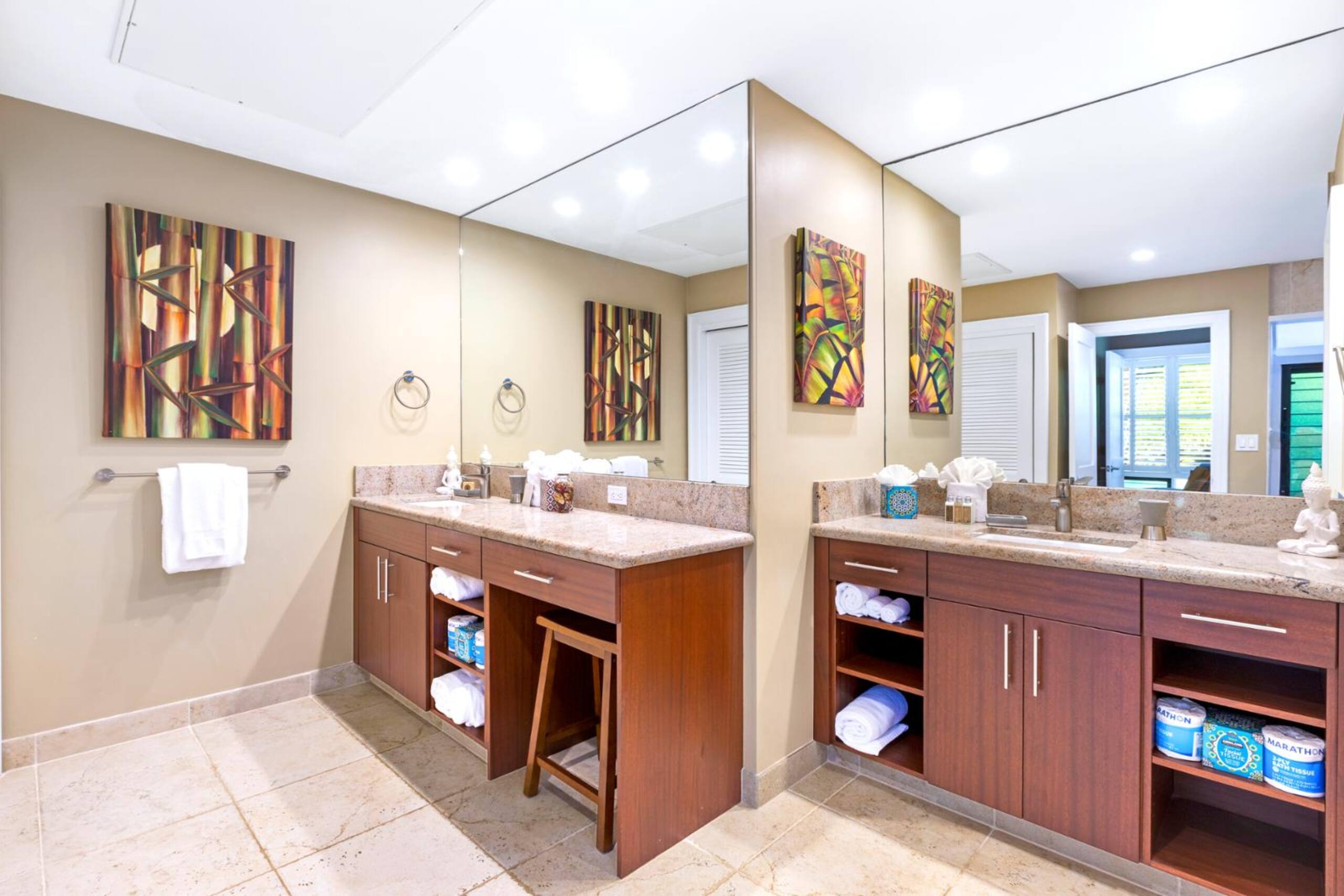 Condo in Lahaina · ★4.75 · 1 bedroom · 2 beds · 1 bath - Image 33