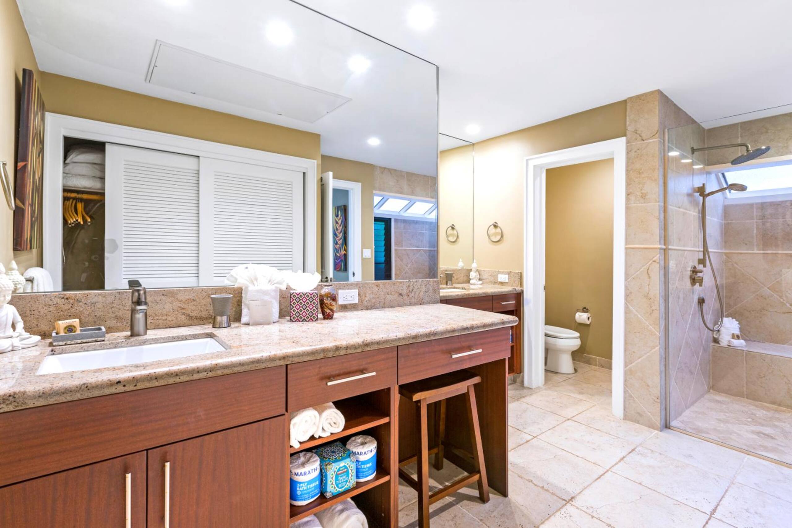 Condo in Lahaina · ★4.75 · 1 bedroom · 2 beds · 1 bath - Image 34