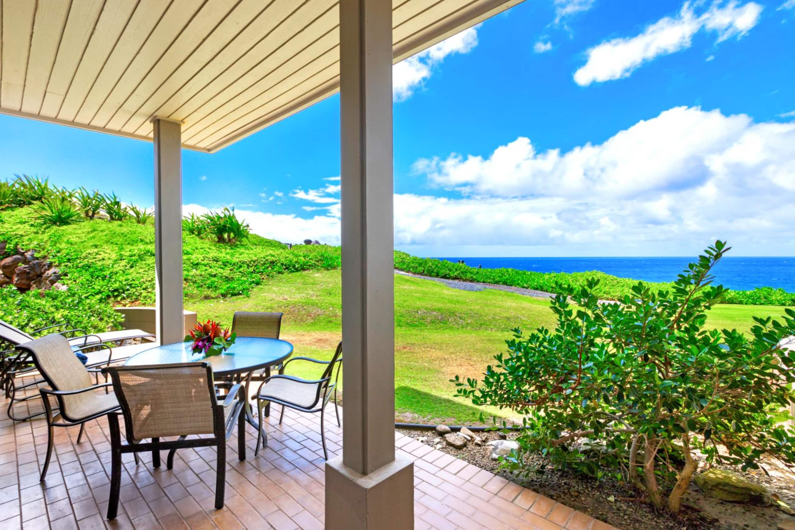 Condo in Lahaina · ★4.75 · 1 bedroom · 2 beds · 1 bath - Image 4