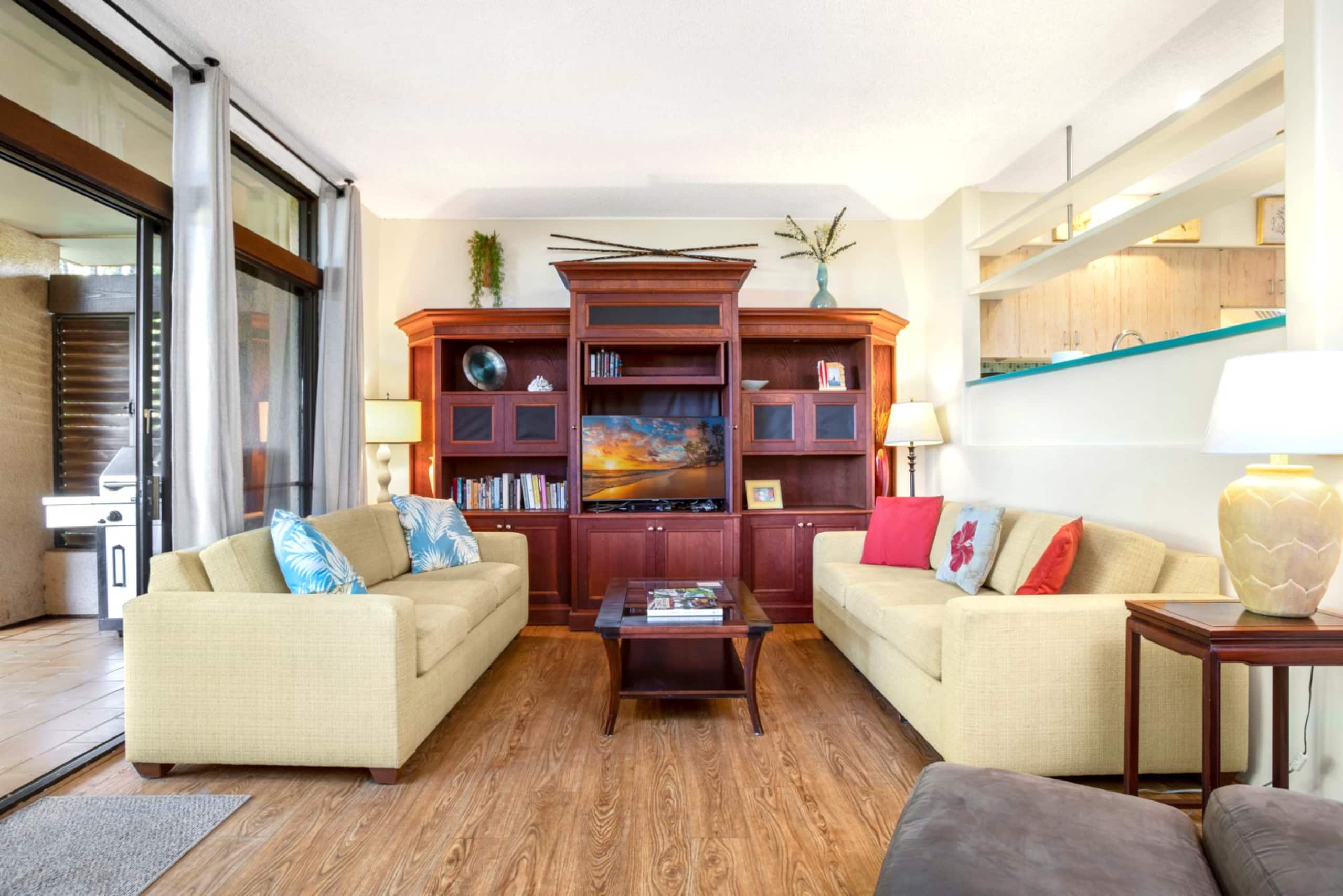 Condo in Lahaina · ★4.57 · 2 bedrooms · 3 beds · 2 baths - Image 13