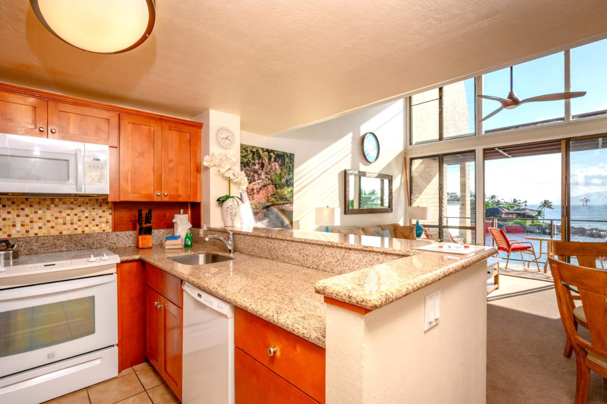 Condo in Lahaina · ★4.86 · 2 bedrooms · 4 beds · 2 baths - Image 18