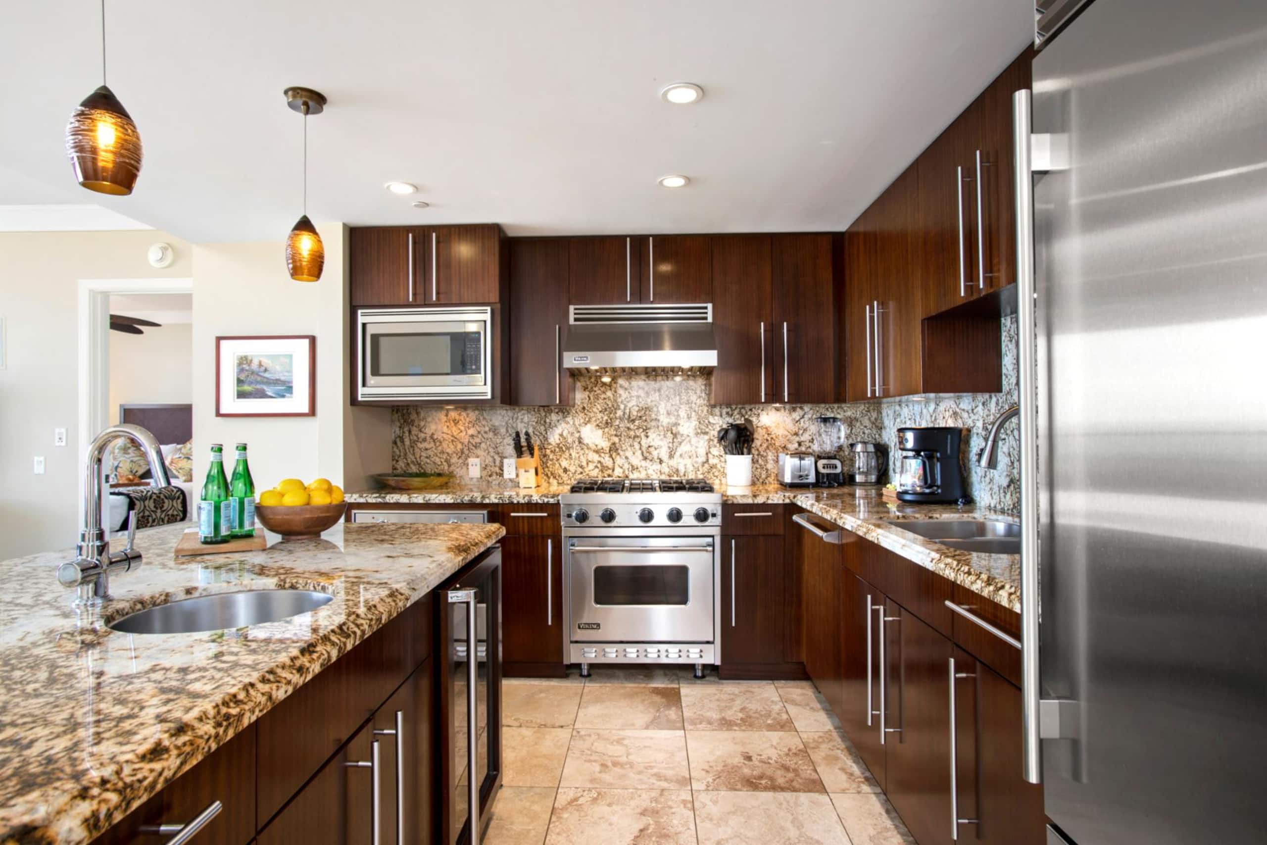 Condo in Lahaina · ★5.0 · 3 bedrooms · 4 beds · 3 baths - Image 19