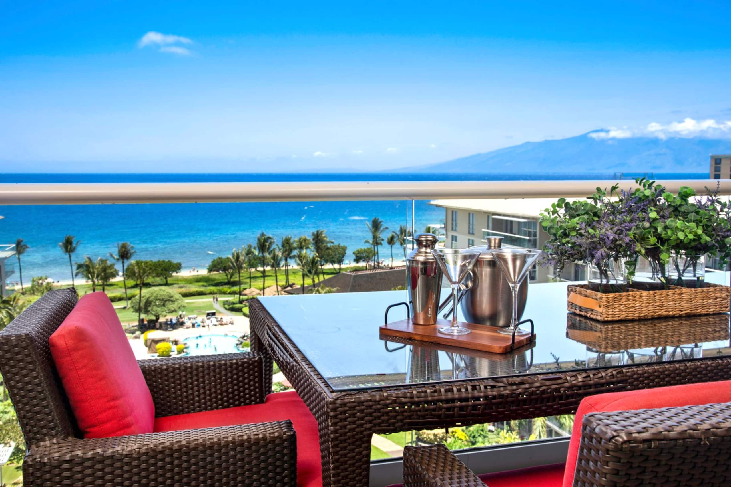 Condo in Lahaina · ★5.0 · 3 bedrooms · 4 beds · 3 baths - Image 1