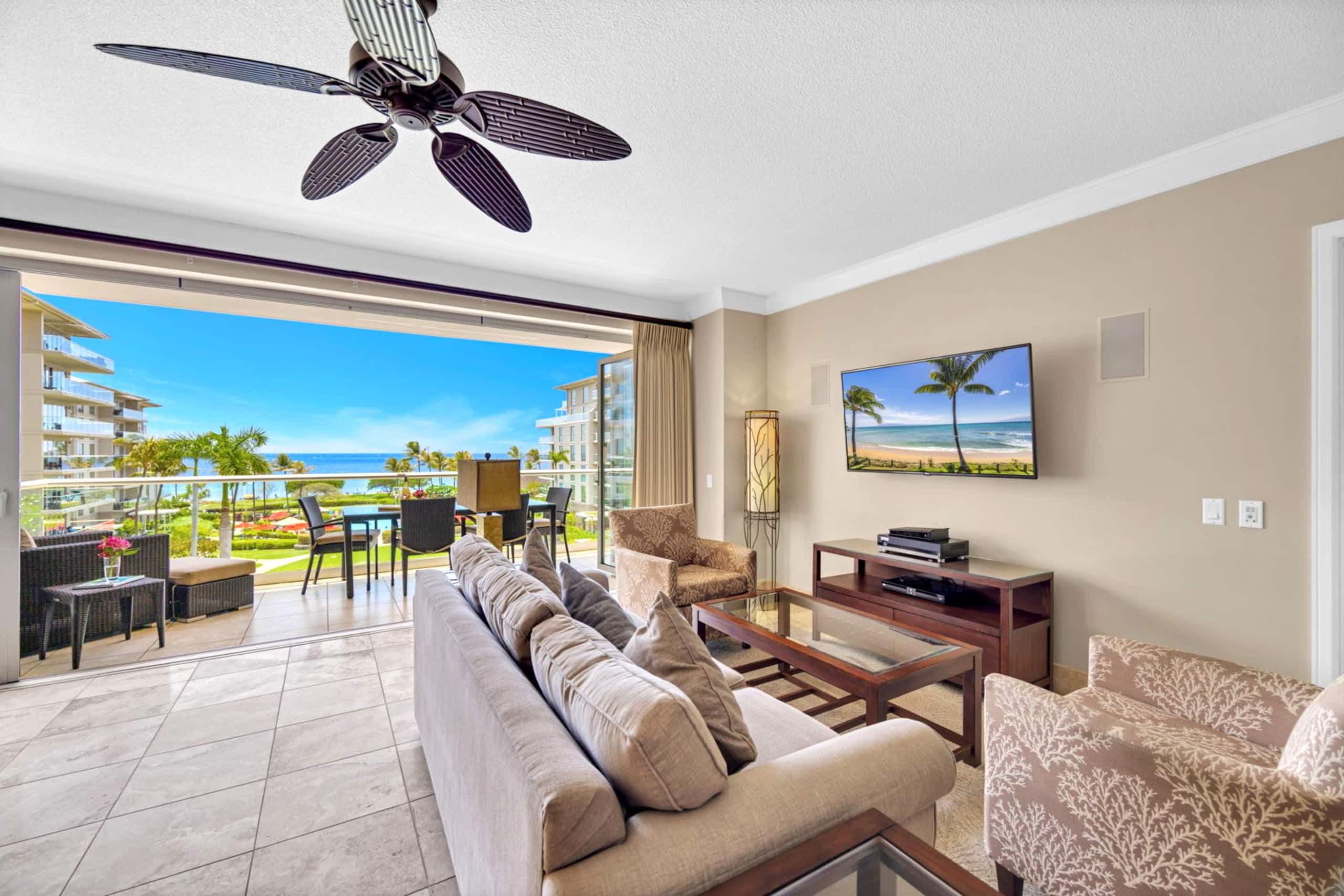 Condo in Lahaina · ★5.0 · 3 bedrooms · 4 beds · 3 baths - Image 2