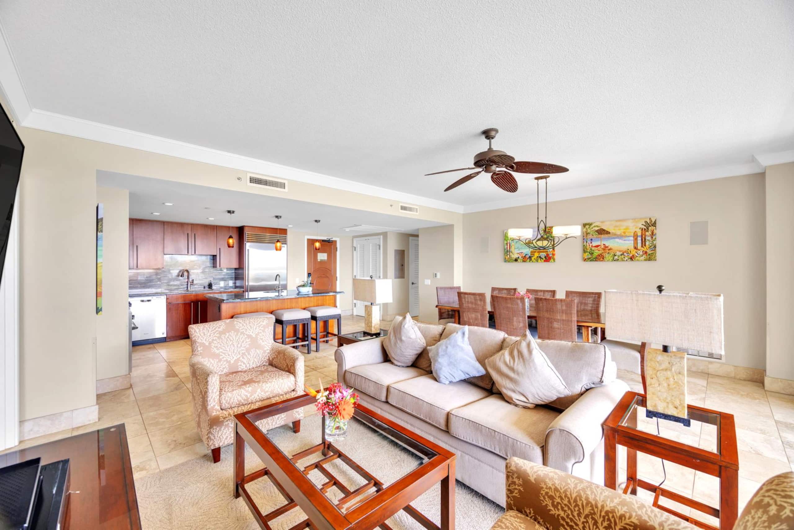 Condo in Lahaina · ★5.0 · 3 bedrooms · 4 beds · 3 baths - Image 3