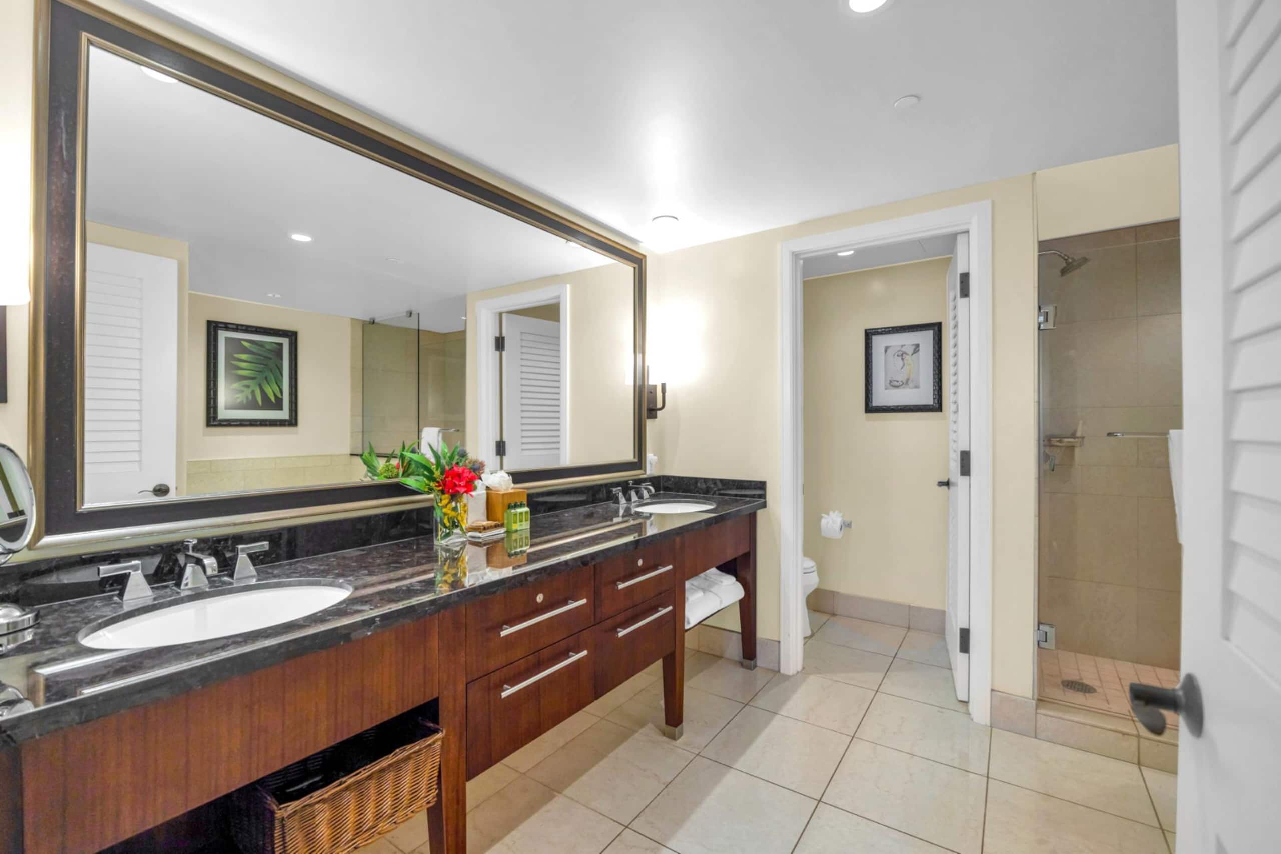 Condo in Lahaina · ★4.82 · 3 bedrooms · 5 beds · 3 baths - Image 37