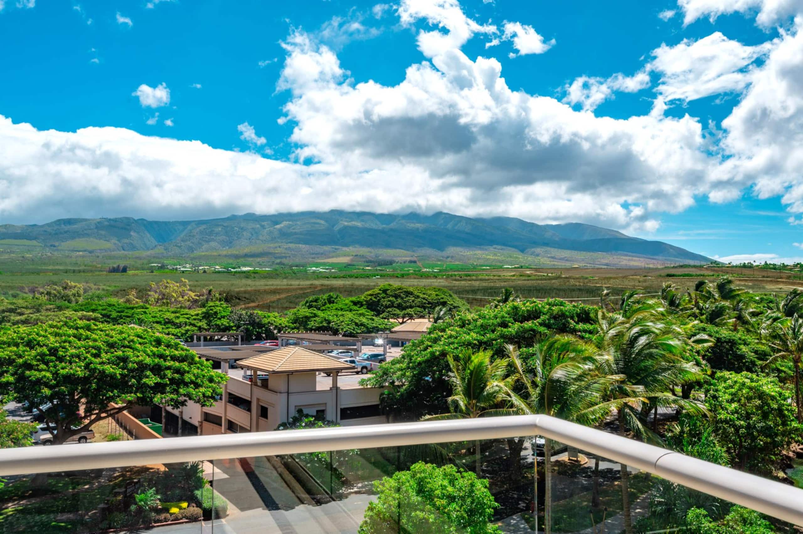 Condo in Lahaina · ★4.6 · 2 bedrooms · 3 beds · 2 baths - Image 4