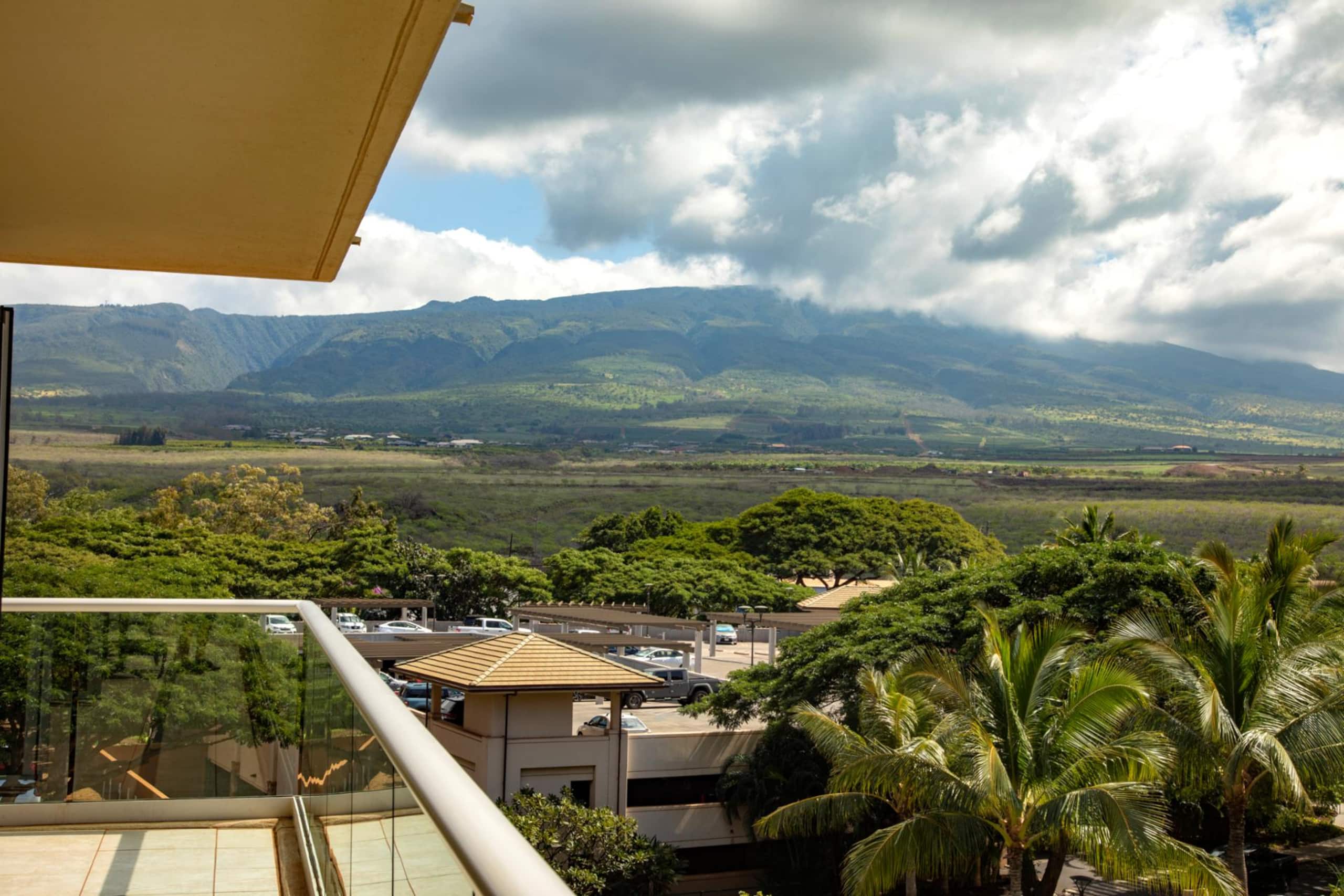 Condo in Lahaina · ★4.6 · 2 bedrooms · 3 beds · 2 baths - Image 56